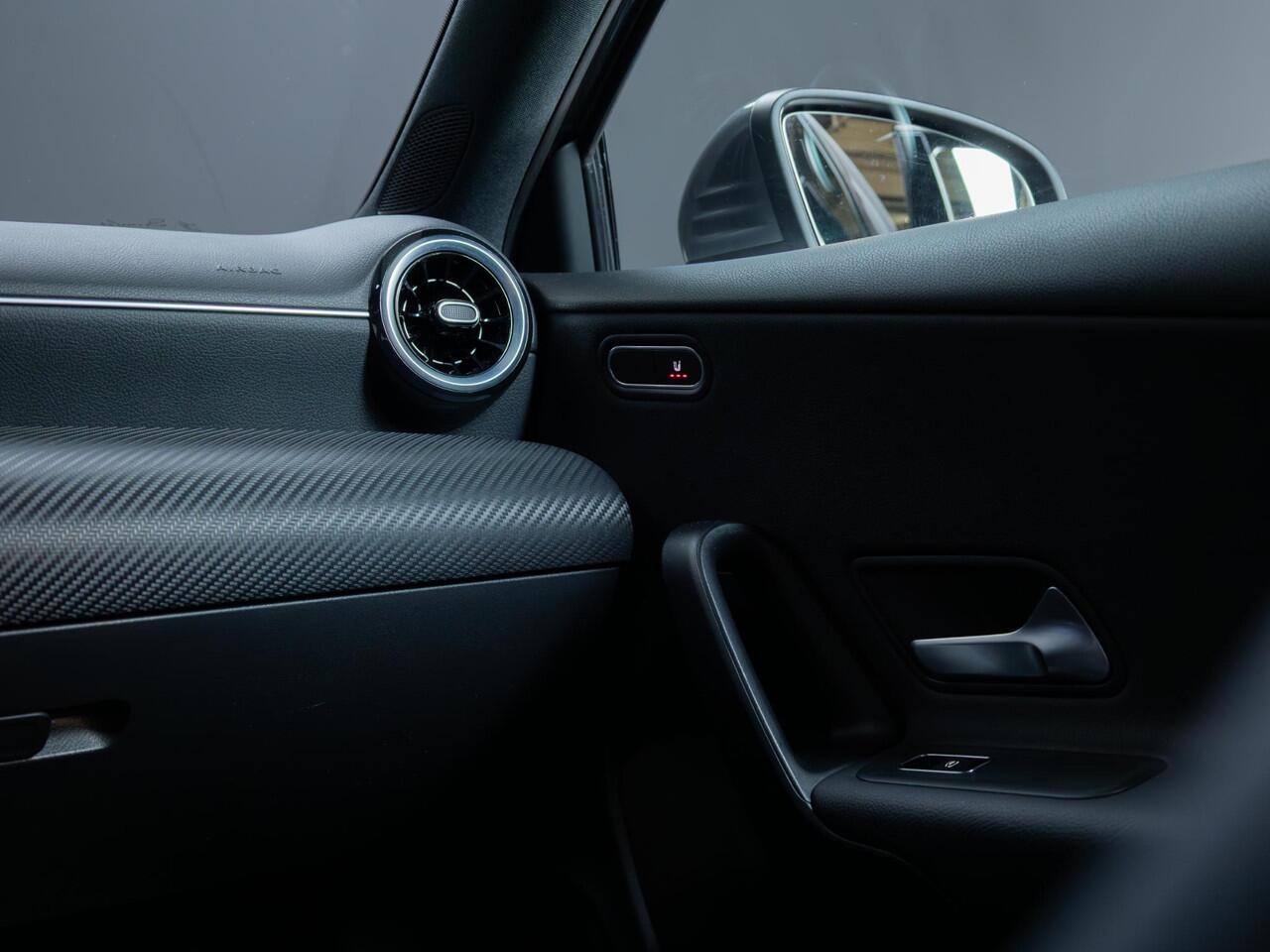 Mercedes-Benz A-KLASSE Hatchback 180 Business Solution