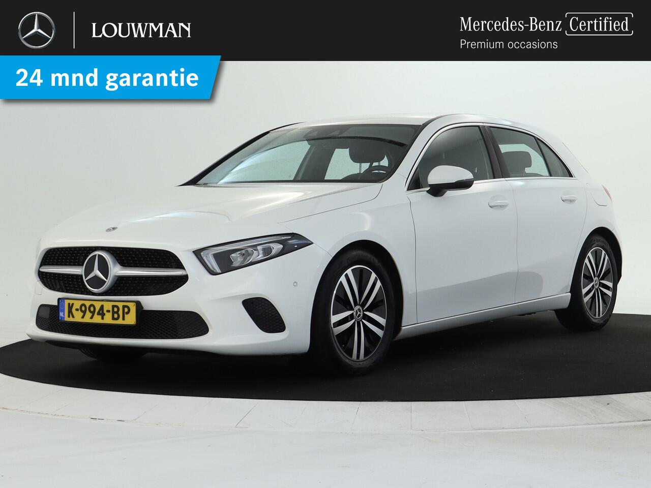 Mercedes-Benz A-KLASSE 180 Business Solution Luxury | Sfeerverlichting | Achteruitrijcamera | Led koplampen | Stoelverwarming | MBUX Augmented reality voor navigatie. Inclusief 24 maanden MB Certified garantie voor Europa.