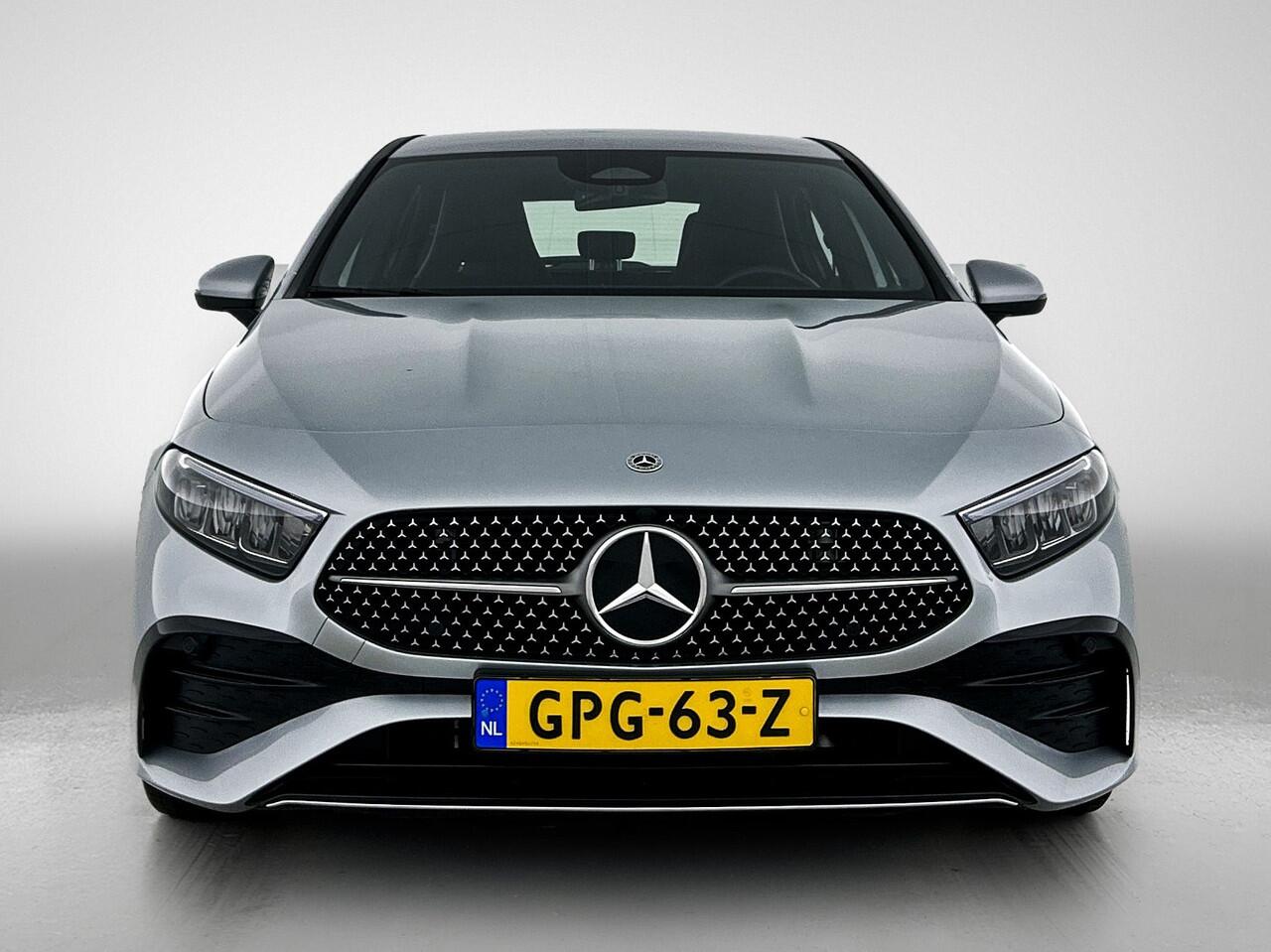 Mercedes-Benz A-KLASSE 180 AMG Star Edition AMG Line | Ledkoplampen | Apple CarPlay | Licht- en zicht pakket | Keyless-Go | Spiegel Pakket | Stoelverwarming. Inclusief 24 maanden MB Certified garantie voor Europa.