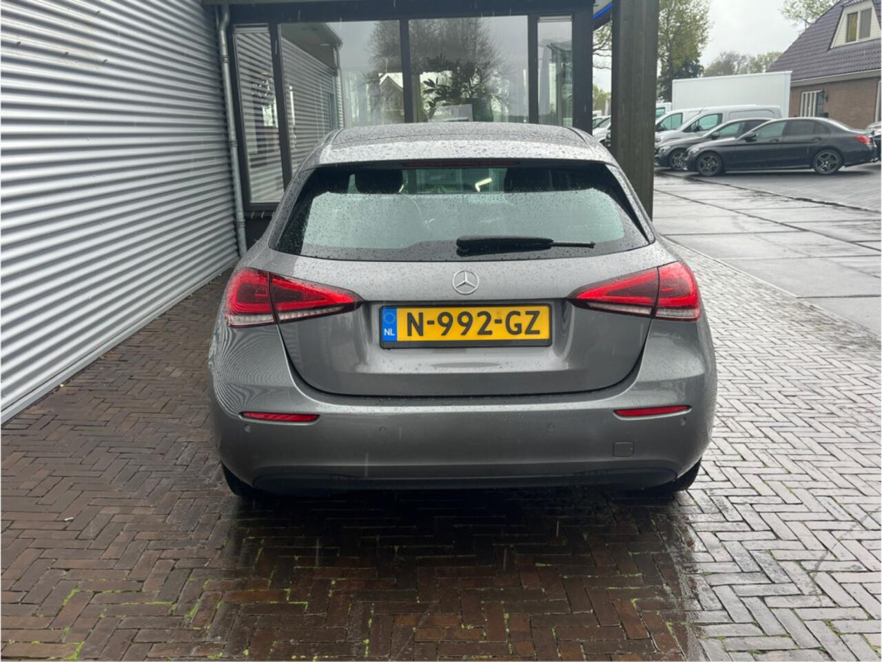 Mercedes-Benz A-KLASSE 180 Business Solution