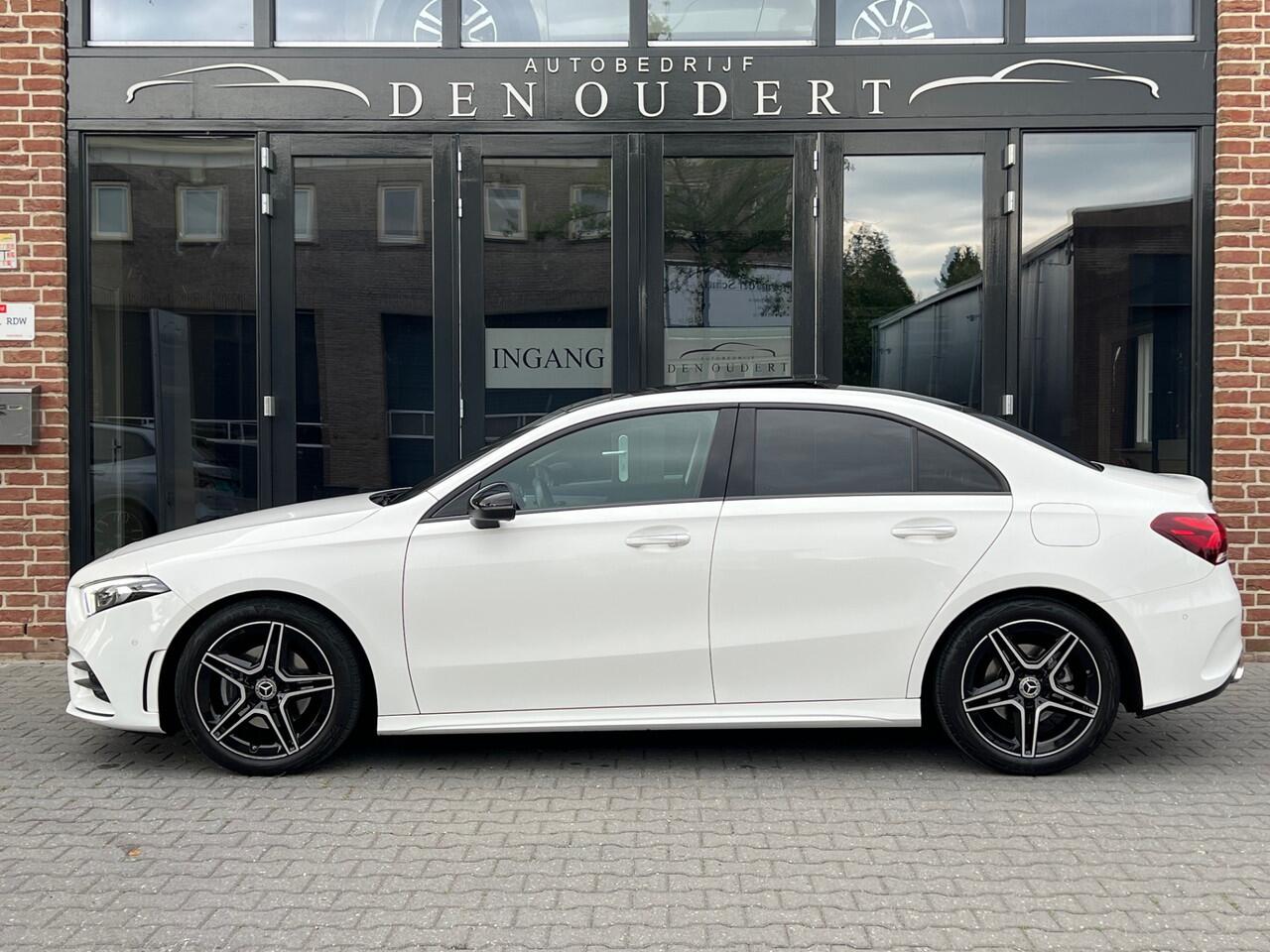 Mercedes-Benz A-KLASSE 200 Business Solution AMG AUT. / PANO / WIDESCREEN