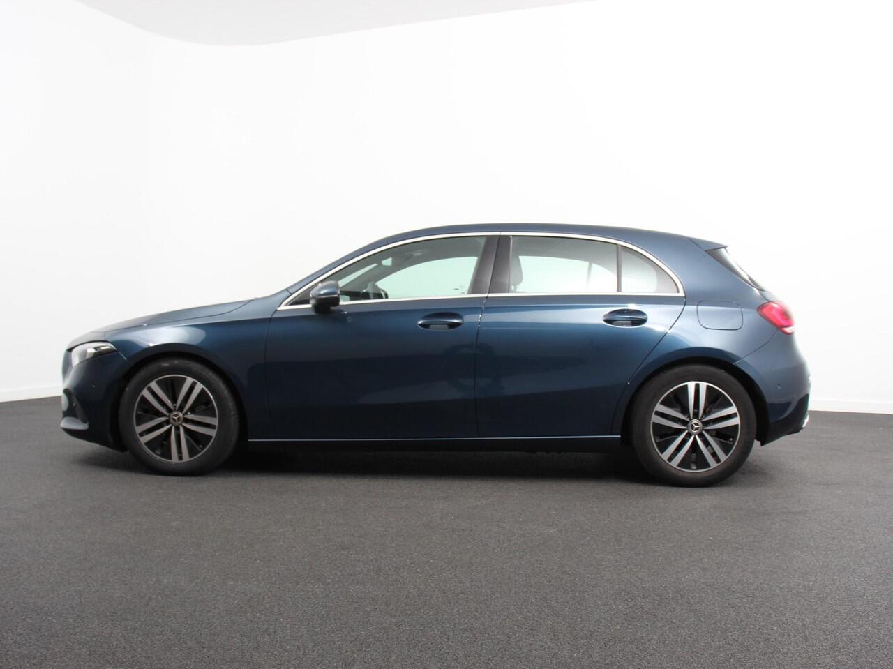 Mercedes-Benz A-KLASSE 200 163pk DCT Progressive DEMO ! Navigatie Parkeersensoren Camera Cruise Control Stoelverwarming Ledverlichting Climate Control