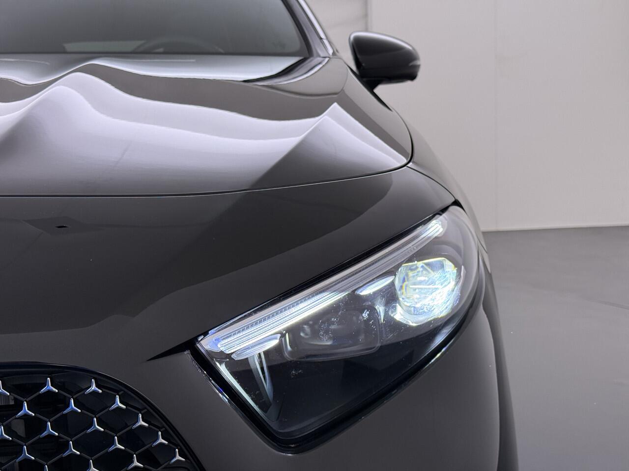 Mercedes-Benz A-KLASSE 250 e AMG line | Pano HUD Memory Sound 360 Camera