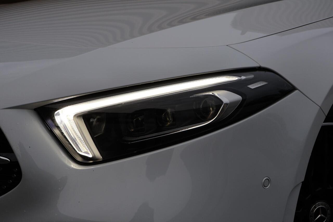 Mercedes-Benz A-KLASSE 250 e AMG Line | NIGHT | MULTIBEAM | TREKHAAK | MEMORY | SFEER | MBUX WIDESCREEN
