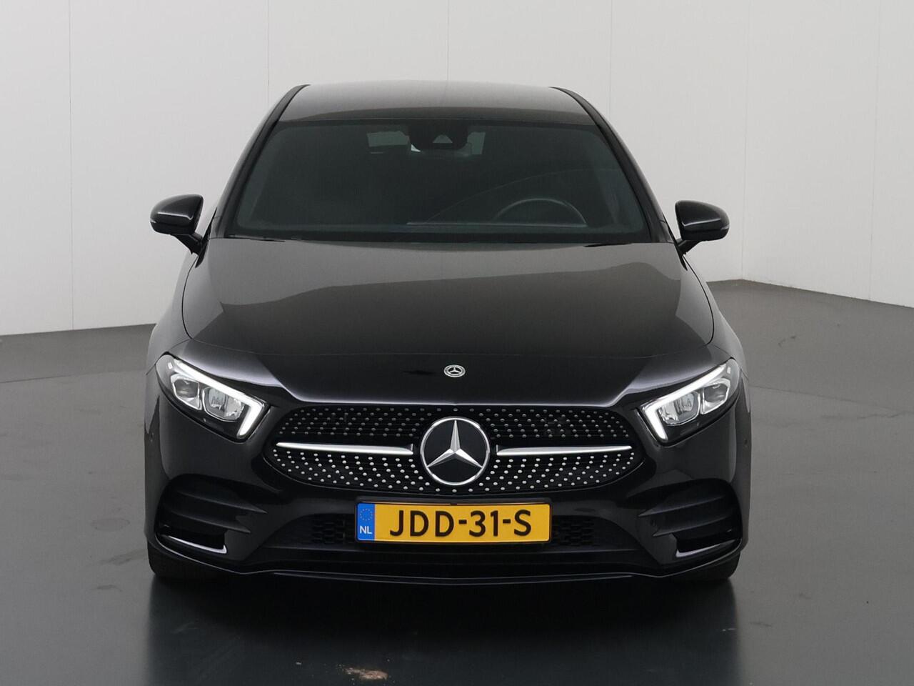 Mercedes-Benz A-KLASSE 250 e AMG Line | Night pakket | Apple carplay | Sfeerverlichting | Widescreen |