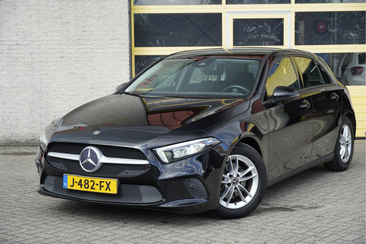 Mercedes-Benz A-KLASSE 180 Automaat! 5drs Business Solution BJ2020 Lmv 16" | Led | Pdc | Navi | Achteruitrijcamera | App-Connect | Virtual cockpit | Climate control | Cruise control | Verwarmde voorstoelen | Getint glas