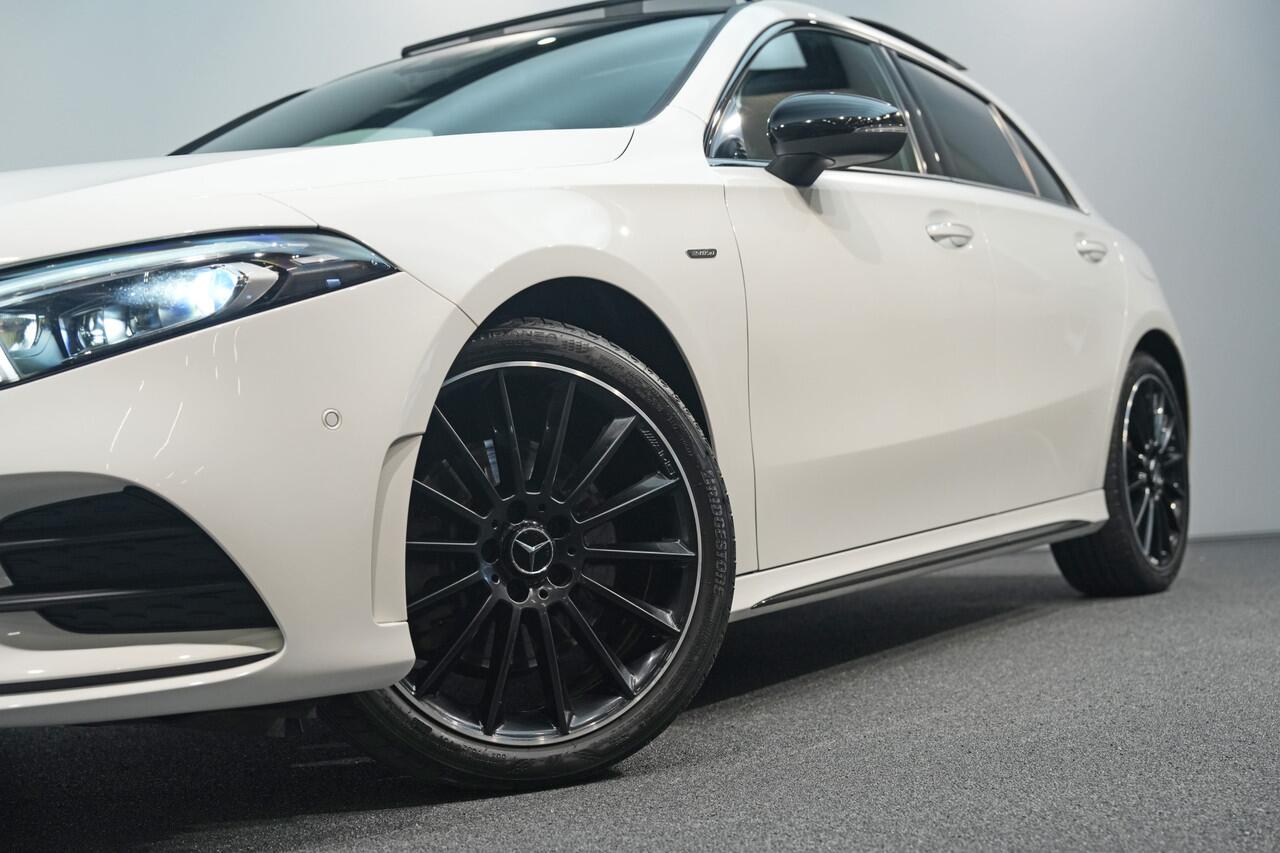 Mercedes-Benz A-KLASSE 250 e AMG ? EDITION ? BURMESTER ? KEYLESS ? DISTRONIC ? PANO ? NIGHT