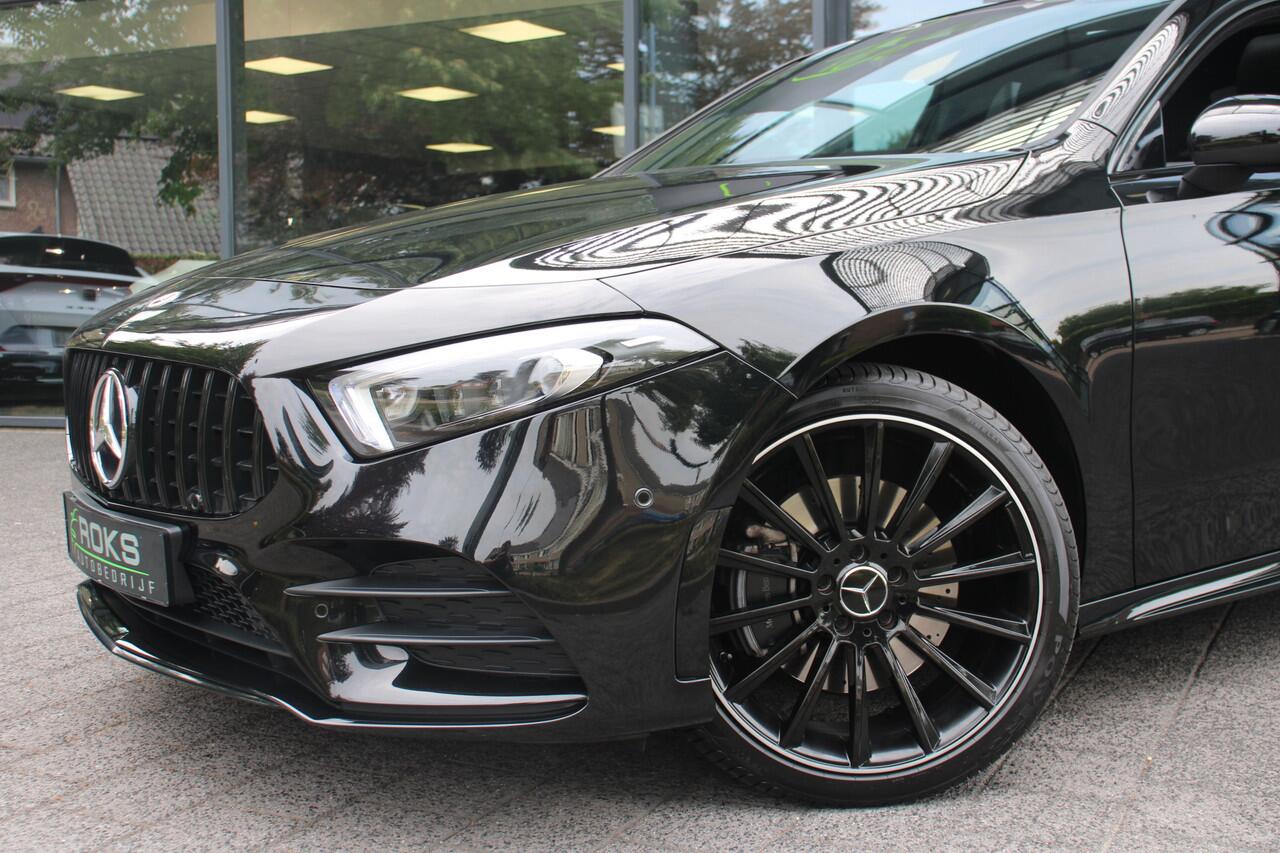 Mercedes-Benz A-KLASSE 250 e Business Solution AMG Limited Night Pakket/Navi/Camera/Keyless/Memory/Panoramadak/sfeerverlichting/H-leder/19Inch