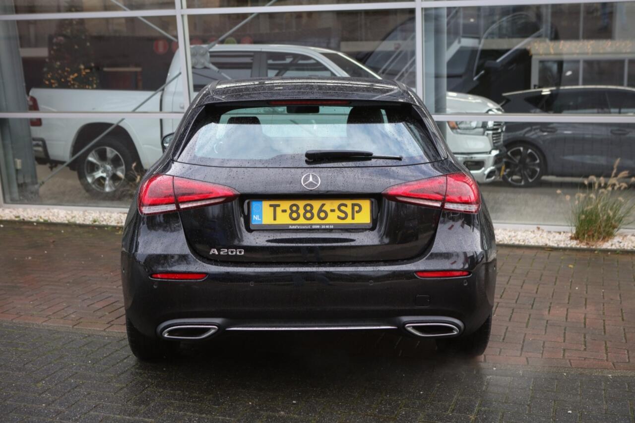 Mercedes-Benz A-KLASSE 200 Progressive | Navigatie | Achteruitrijcamera | Stoelverwarmi