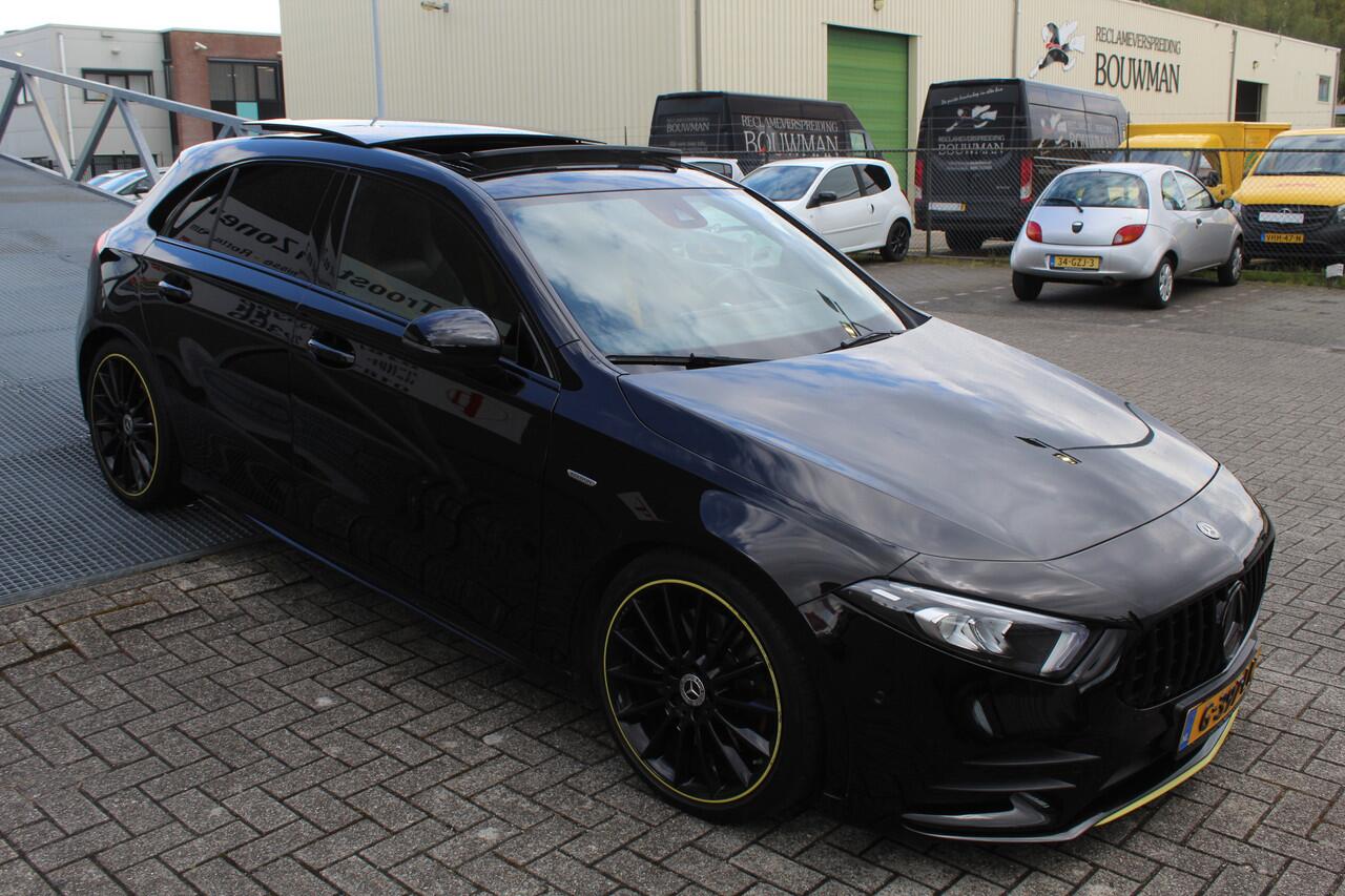 Mercedes-Benz A-KLASSE 250 Edition!! Amg pakket Automaat/Panoramadak/Digitale dash/Navigatie/Cruise control/Keyless entry+start/Matrix led koplampen/Sfeerverlichting/Stoelverwarming/Achteruitrijcamera/Parkeersensoren/Elektrisch verstelbare bestuurderstoel