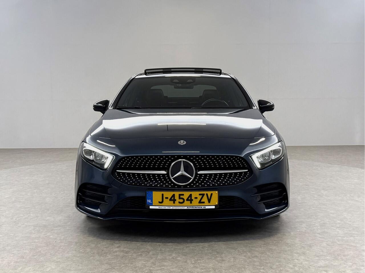 Mercedes-Benz A-KLASSE 180 AMG | Pano | Sfeerverl. | Virtual | Camera | Carplay | LED | NAP