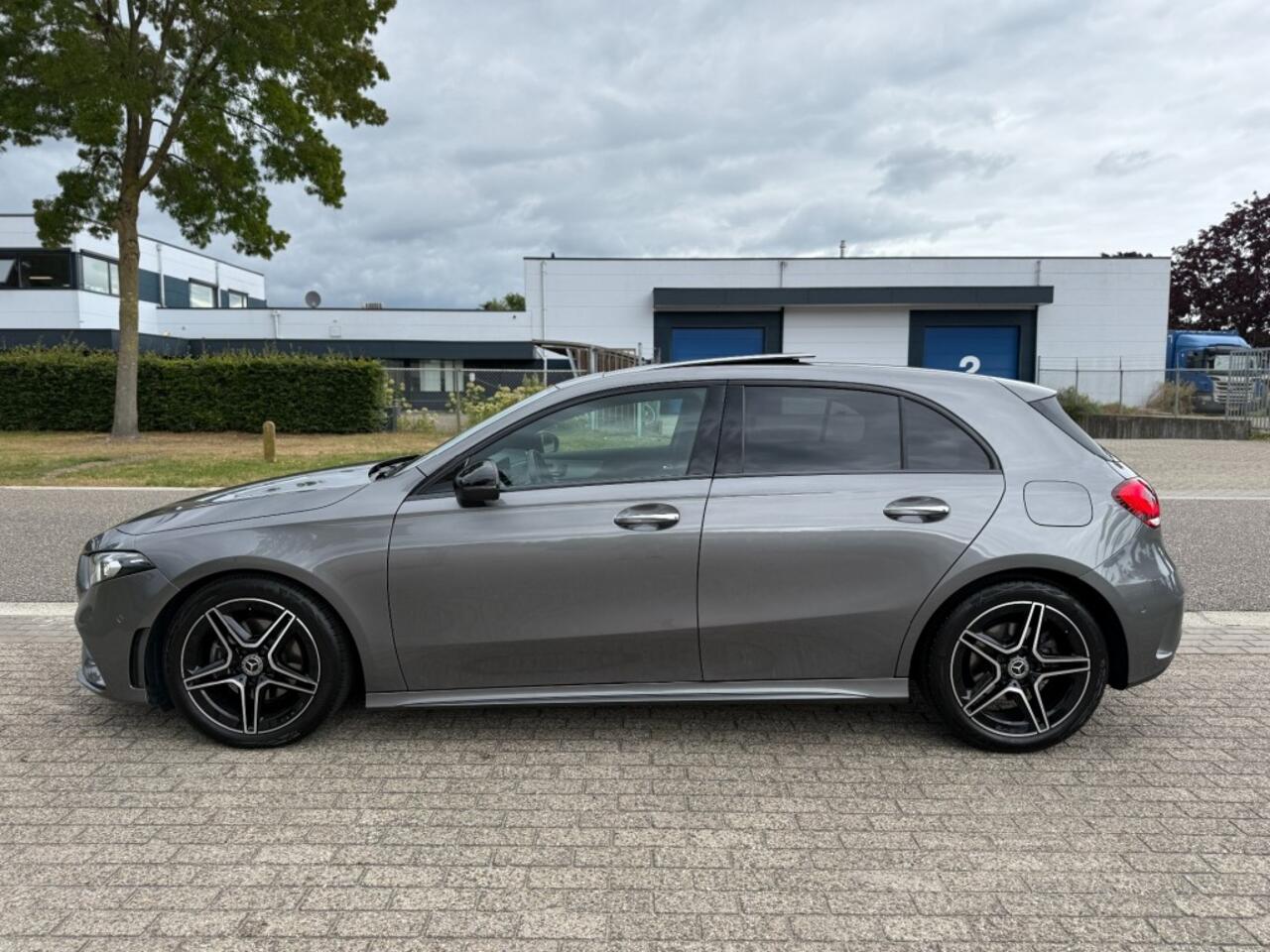 Mercedes-Benz A-KLASSE AMG Pano Sfeerverl Night Pakket