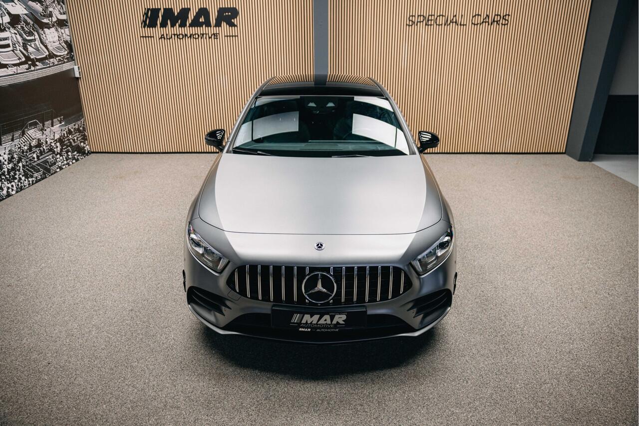 Mercedes-Benz A-KLASSE 250 e | Burmester | Pano | Hybride | Matte Grijs | Head-Up | Stoelverwarming |