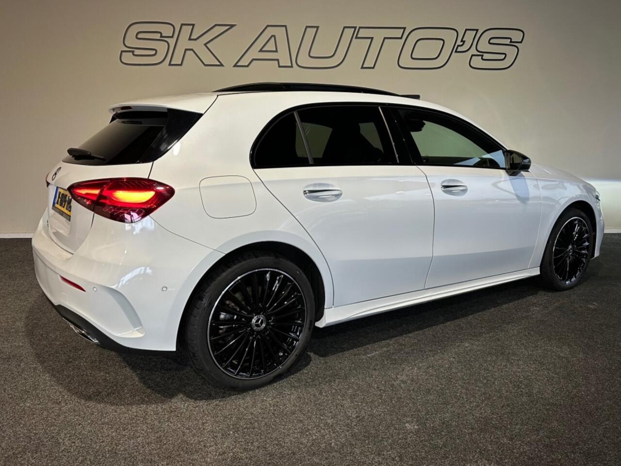 Mercedes-Benz A-KLASSE 250 E AMG LINE l PANORAMA l CAMERA l SFEERVERL l STOELVER l