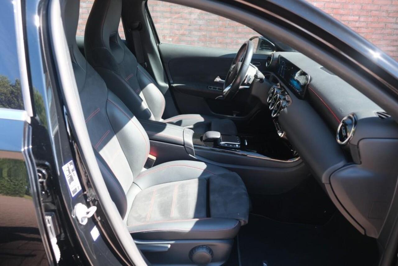 Mercedes-Benz A-KLASSE 200 163pk Aut. Business Solution AMG | Navi | Climate | Cruise | Camera | Stoelverwarming | PDC
