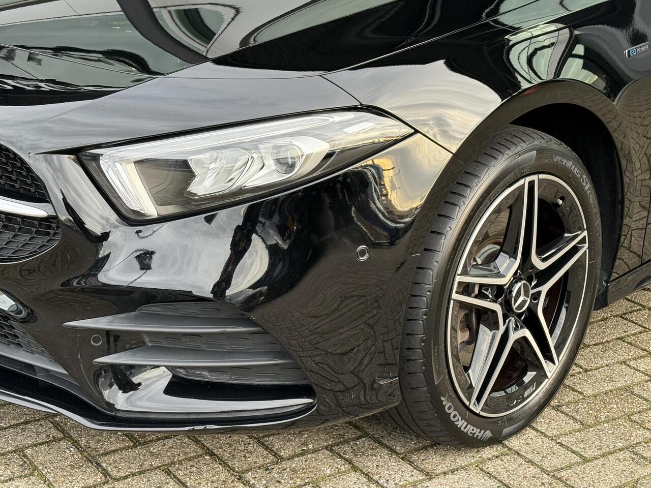 Mercedes-Benz A-KLASSE Hatchback 250 e Line AMG