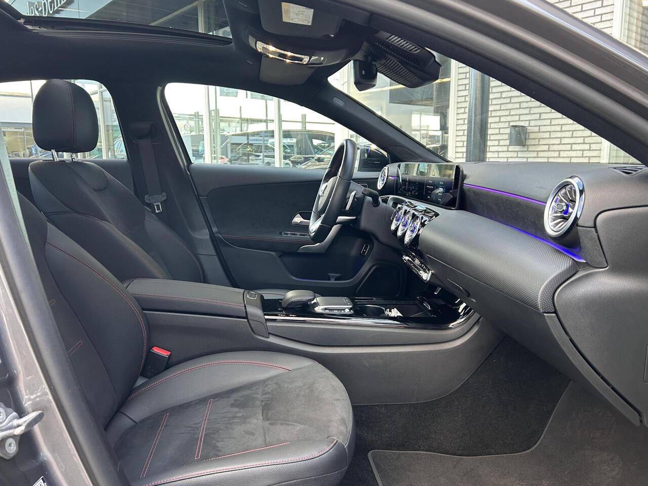 Mercedes-Benz A-KLASSE 250 e AMG Line | Trekhaak | Panoramadak | Head-up display