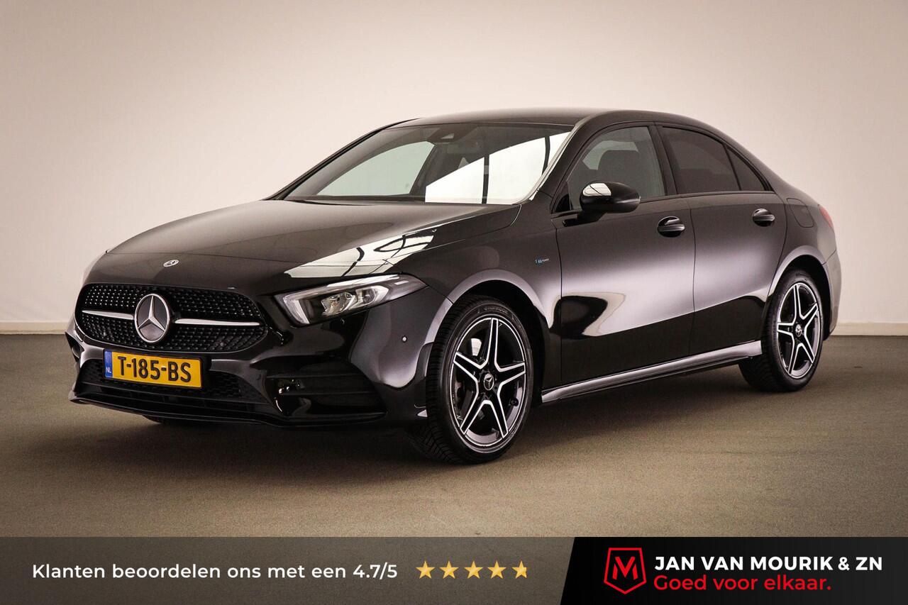 Mercedes-Benz A-KLASSE 250 e Premium Plus | SFEERVERLICHTING | DAB | APPLE | 18" | AMG |