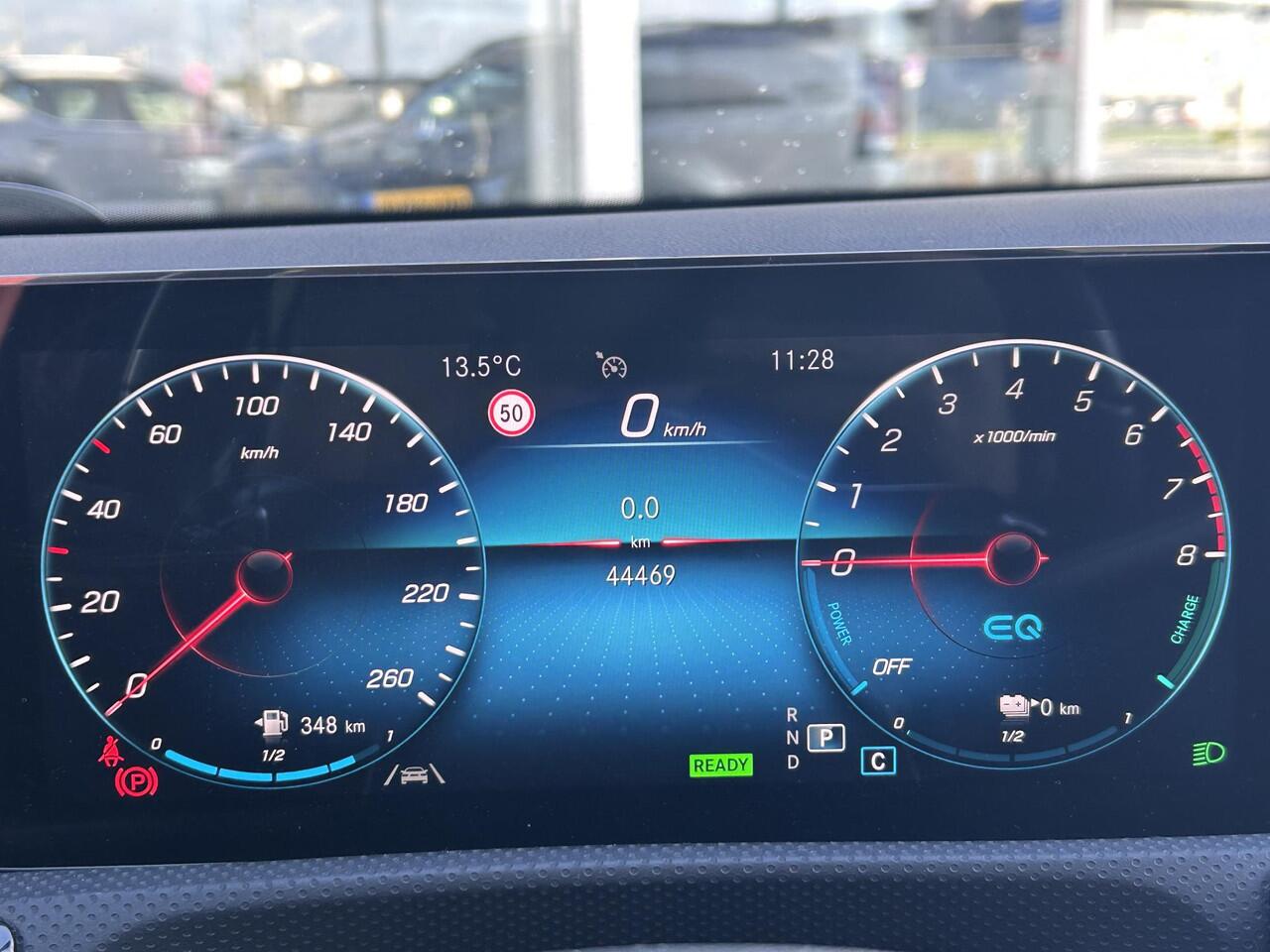 Mercedes-Benz A-KLASSE Limousine 250 e AMG Line | Panoramadak | Stoelverwarming | Cruise Control