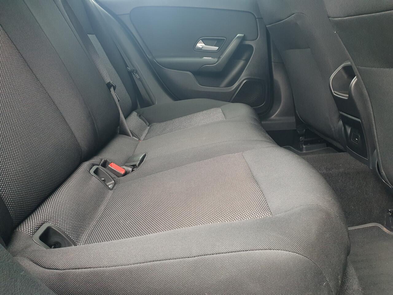 Mercedes-Benz A-KLASSE 160 AIRCO/CRUISE/CAMERA/DIG.DASH