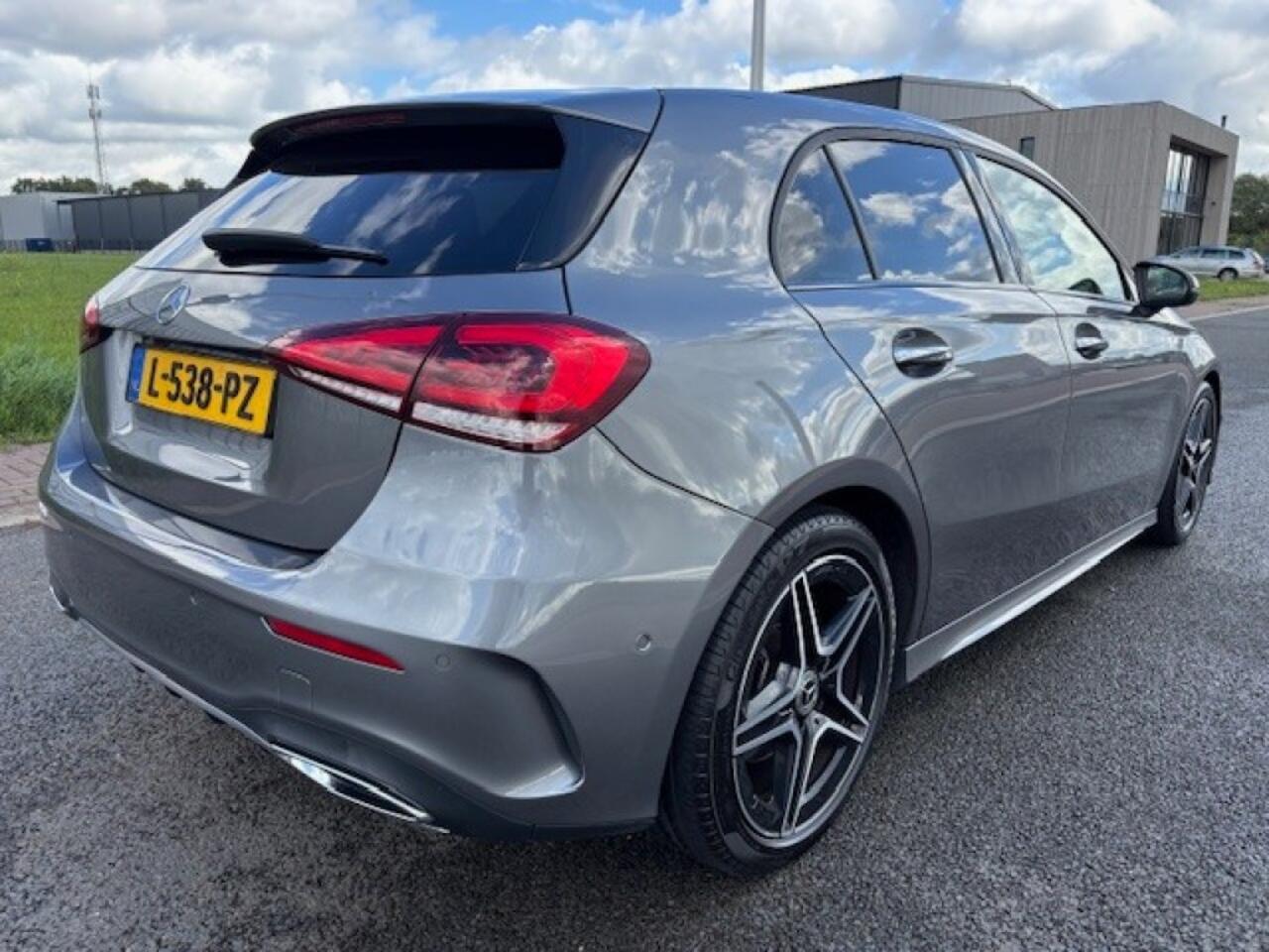 Mercedes-Benz A-KLASSE 200 AMG line