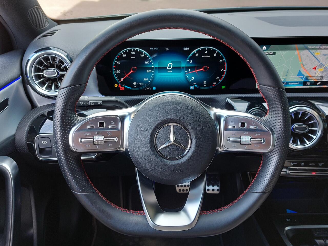 Mercedes-Benz A-KLASSE 180 136pk Business Solution AMG | 1ste Eigenaar | Navi | Clima | Cruise | Led Koplampen | Sfeerverlichting | Rijstrook+Licht+Regensensor | Pdc V+A+Assist+Camera | Privacy Glass | 18''lm