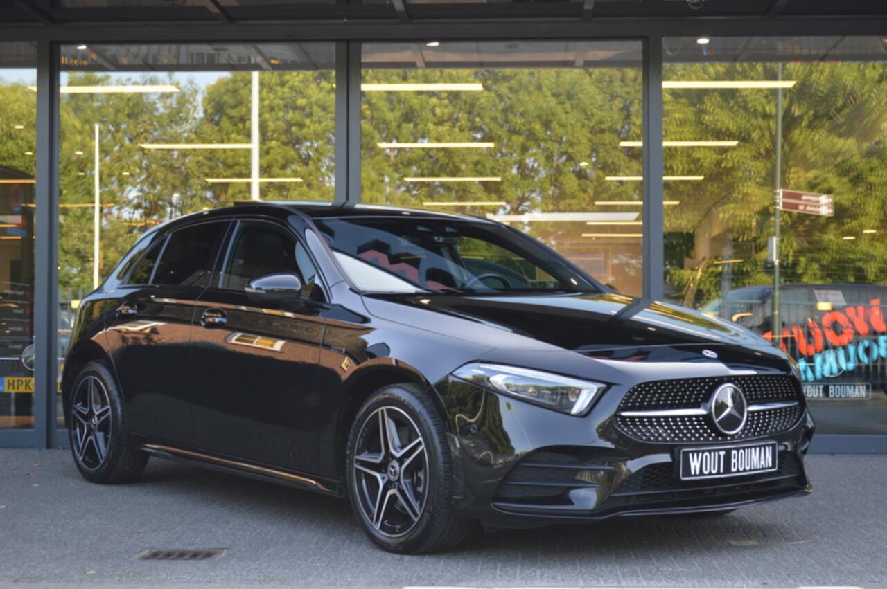 Mercedes-Benz A-KLASSE 250 e AMG Led Panorama Widescreen Sfeer Distronic Camera Trekh. Augmented Pdc