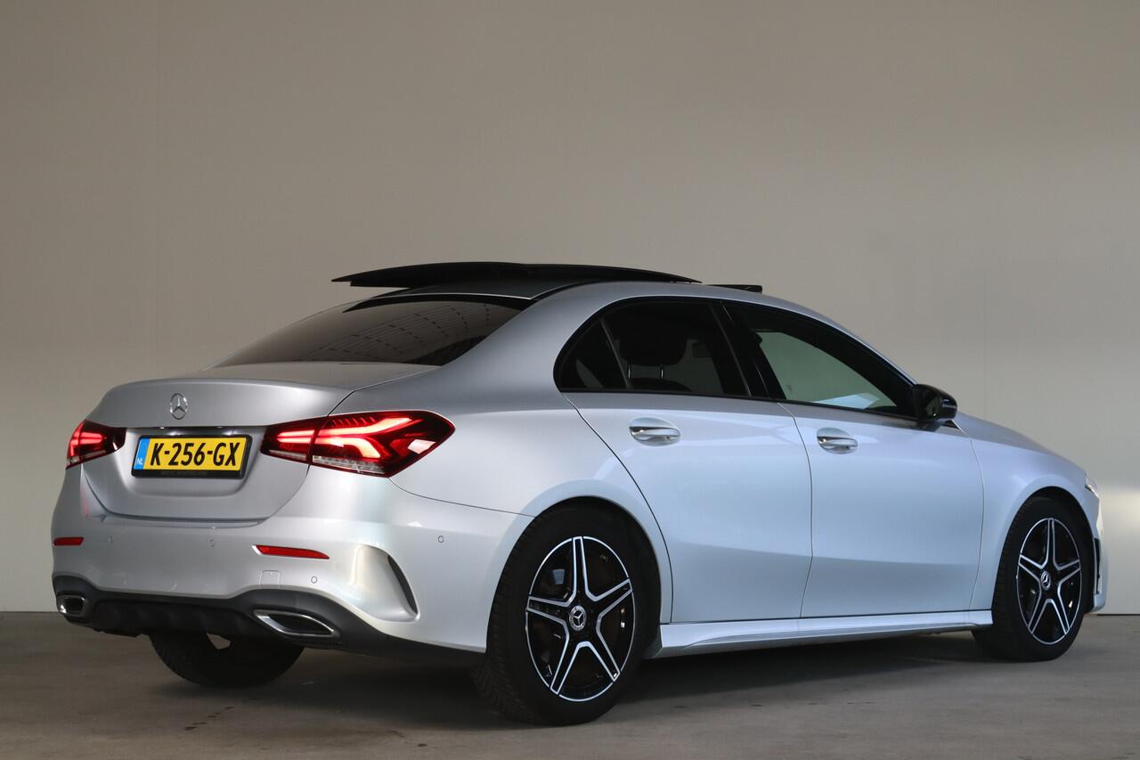 Mercedes-Benz A-KLASSE 200 Business Solution AMG NL-Auto!! Sfeerverl. I Matrix-Led I Elek.Stoelen