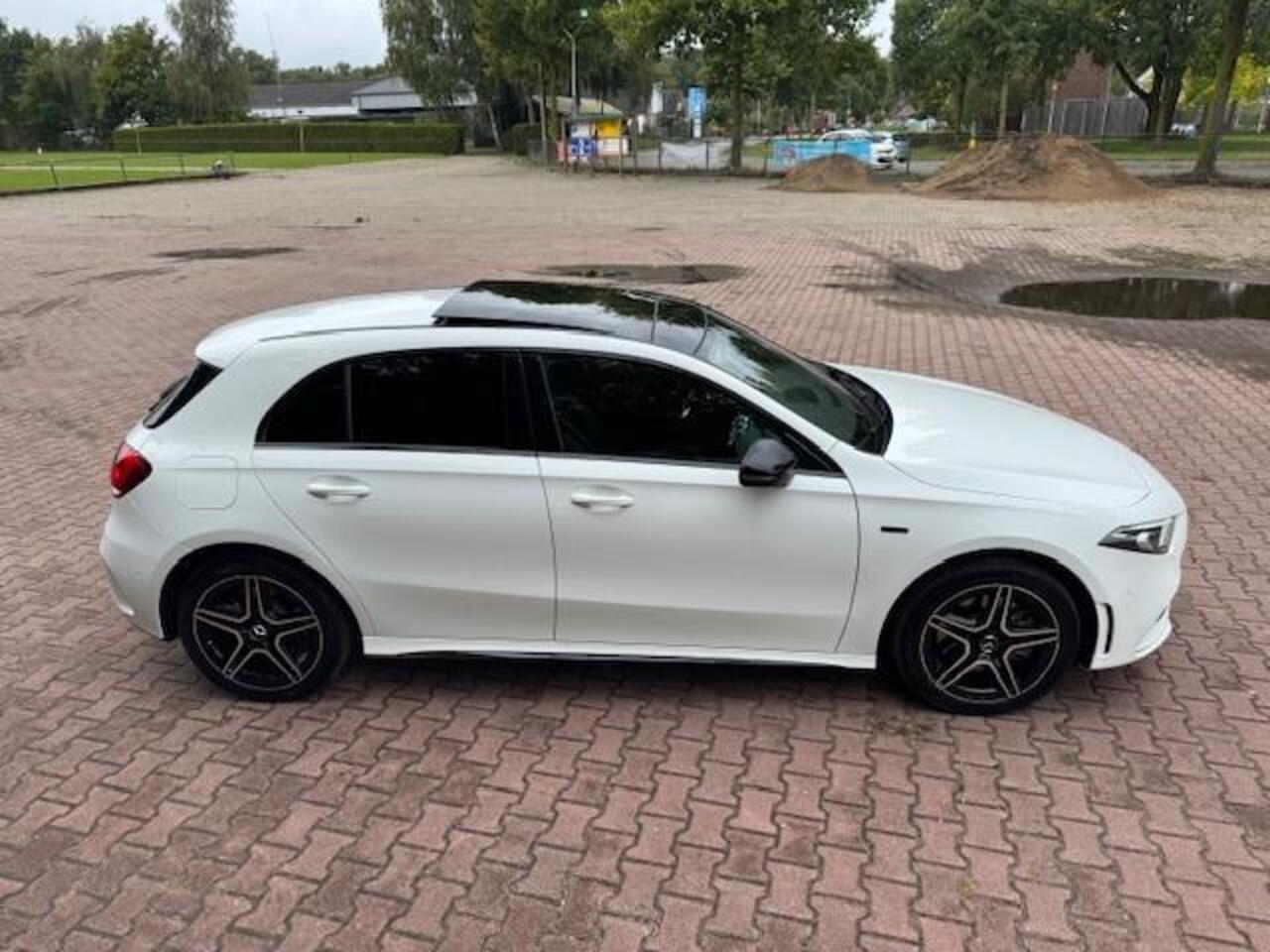 Mercedes-Benz A-KLASSE 250E BUSINESS SOLUTION AMG LIMITED/PANO/LED
