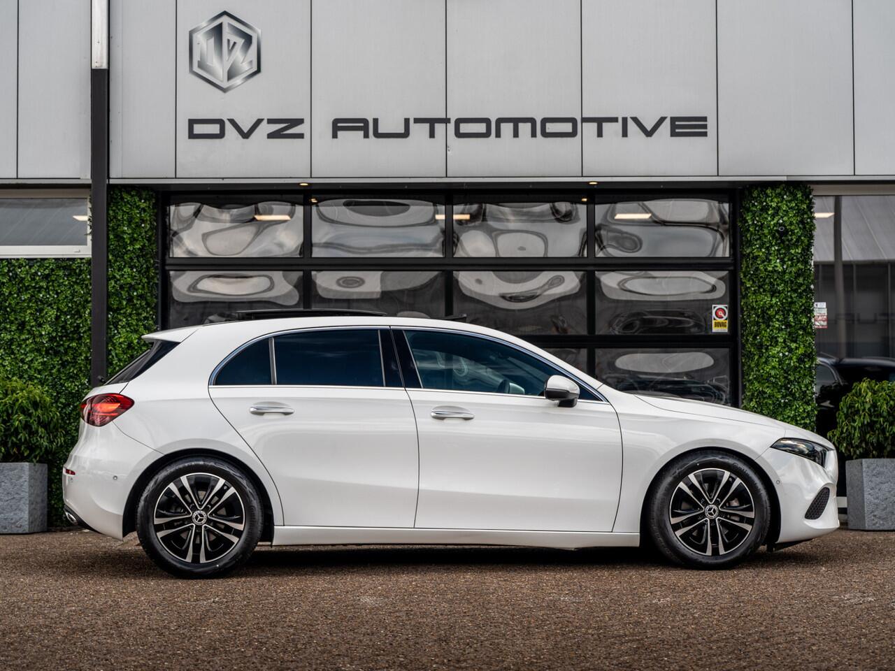 Mercedes-Benz A-KLASSE 180 Luxury Line | Pano | Sfeer | Facelift | BTW