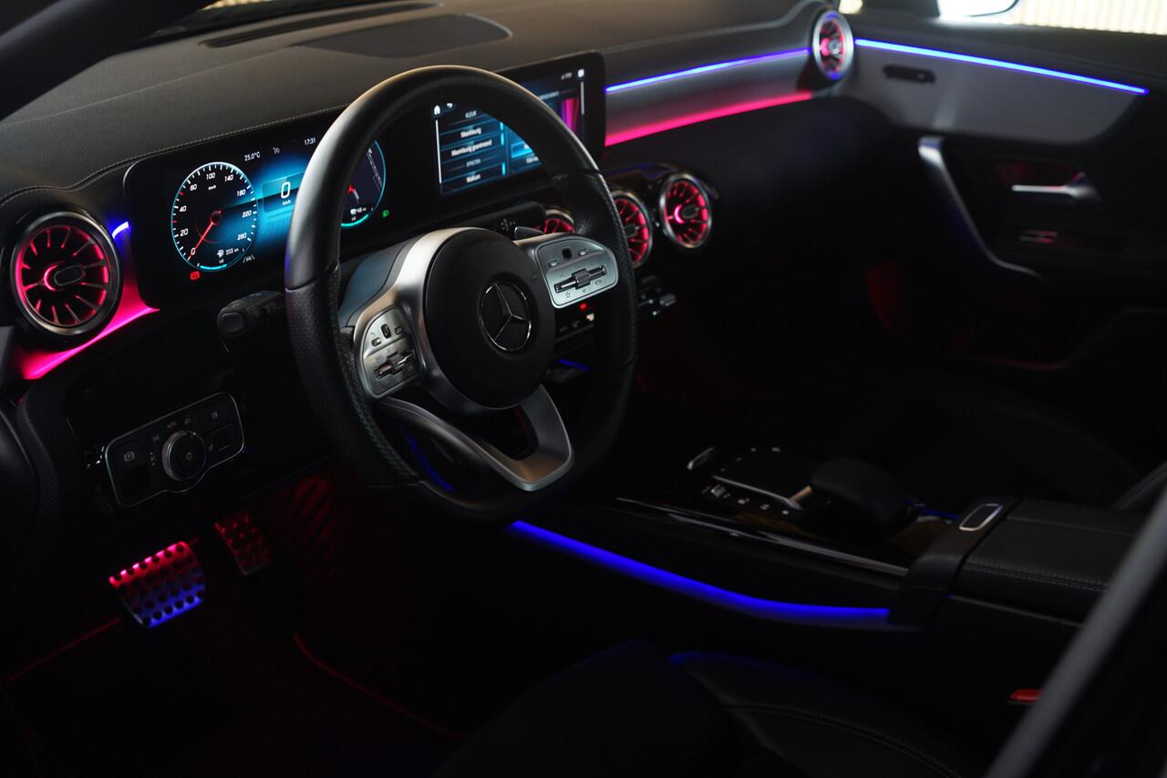 Mercedes-Benz A-KLASSE 250 e AMG ? EDITION ? MULTIBEAM ? PANO ? TREKHAAK ? NIGHT ? CAMERA
