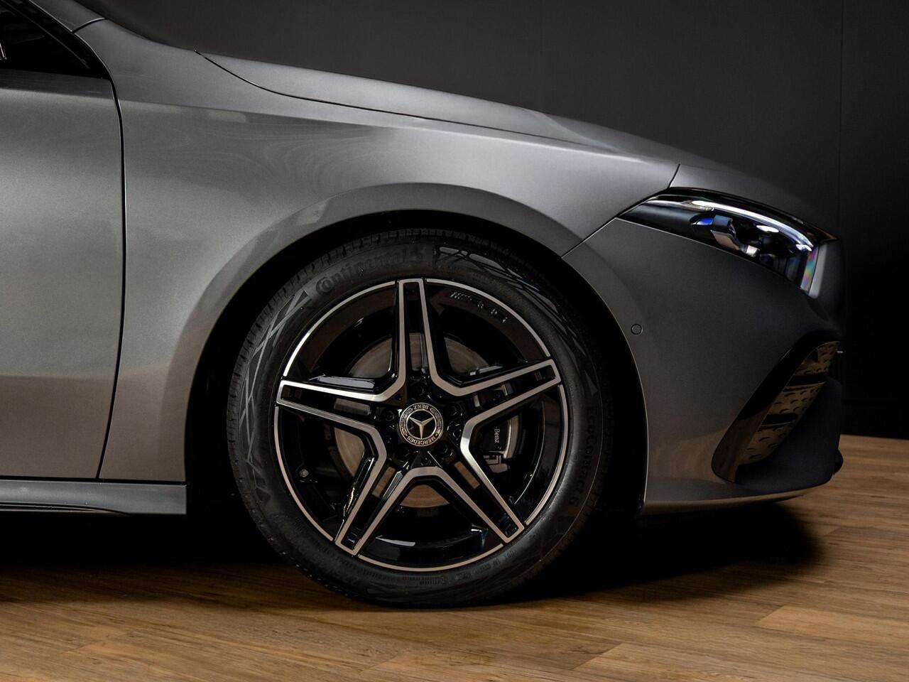 Mercedes-Benz A-KLASSE Hatchback 180 Business Solution AMG Premium PLUS | Panorama dak