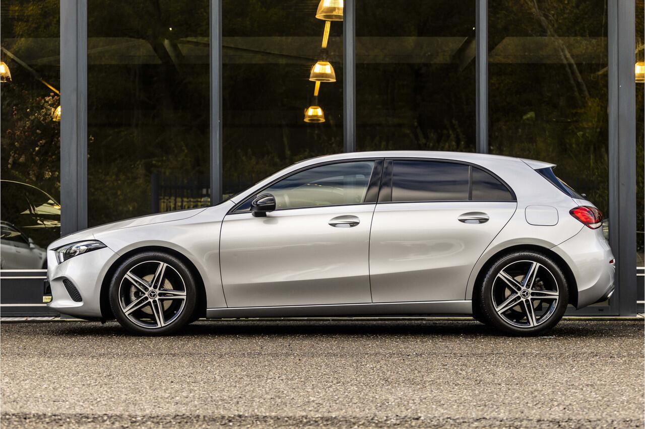 Mercedes-Benz A-KLASSE 180 Business Solution