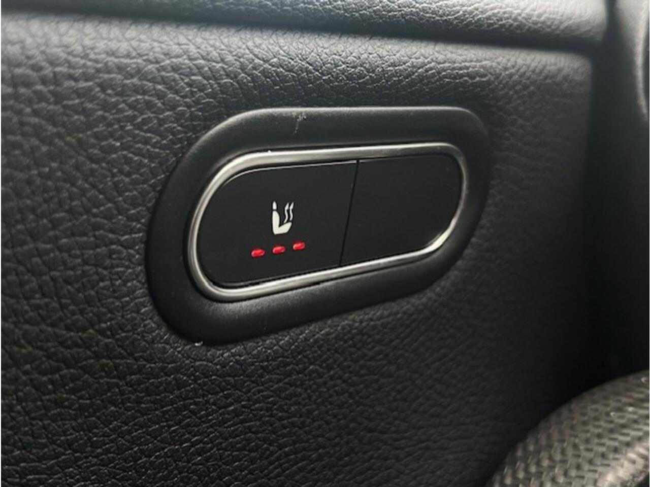 Mercedes-Benz A-KLASSE 180 Business Solution