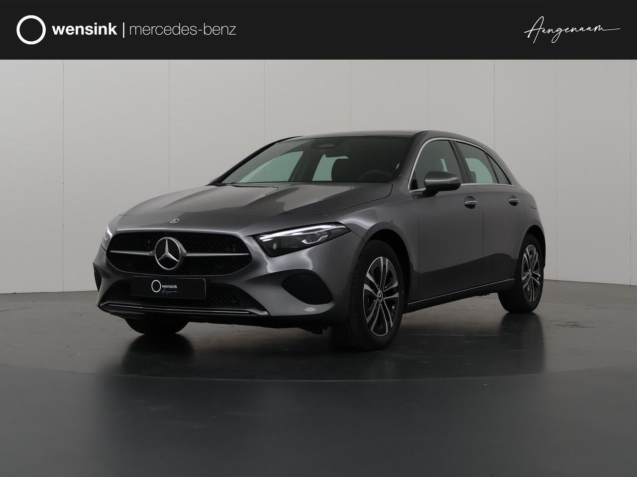 Mercedes-Benz A-KLASSE 250e Star Edition Luxury Line | Panoramaschuifdak | Trekhaak | Achteruitrijcamera