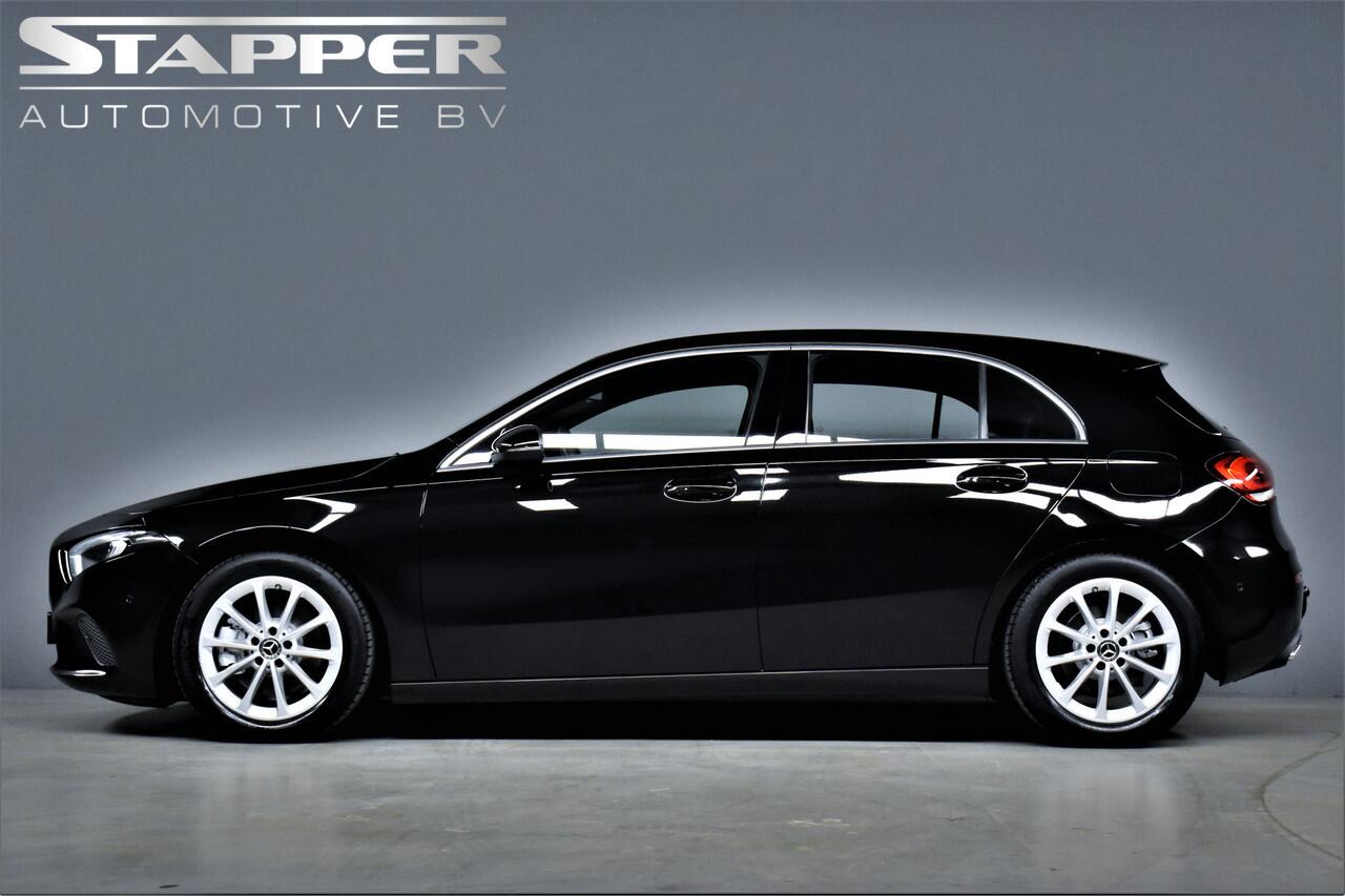 Mercedes-Benz A-KLASSE 220 4MATIC 191pk Automaat Premium CarPlay/Virtual/Camera/Navi/Led/H.Leer/Pdc/Trekhaak