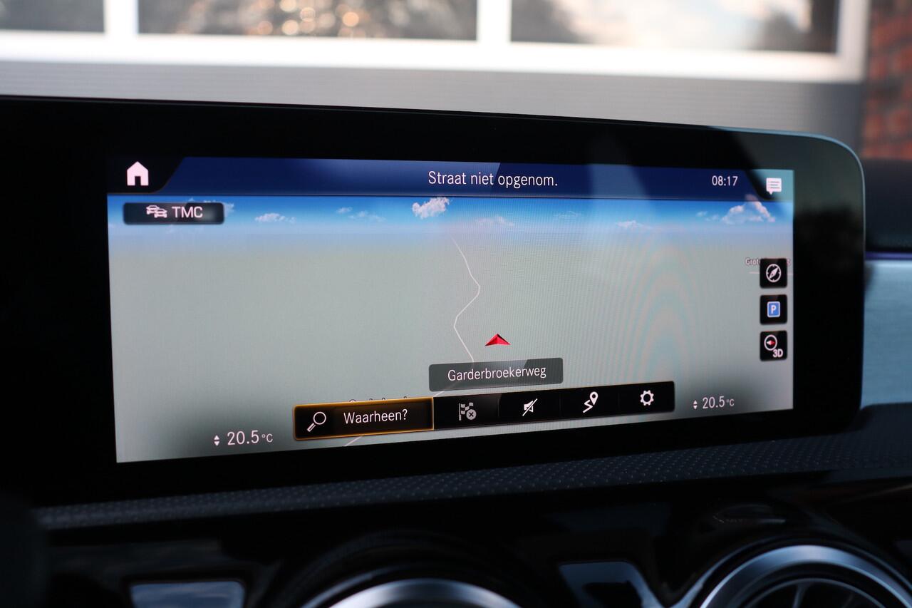 Mercedes-Benz A-KLASSE 180 Business Solution AMG, Night, sfeer