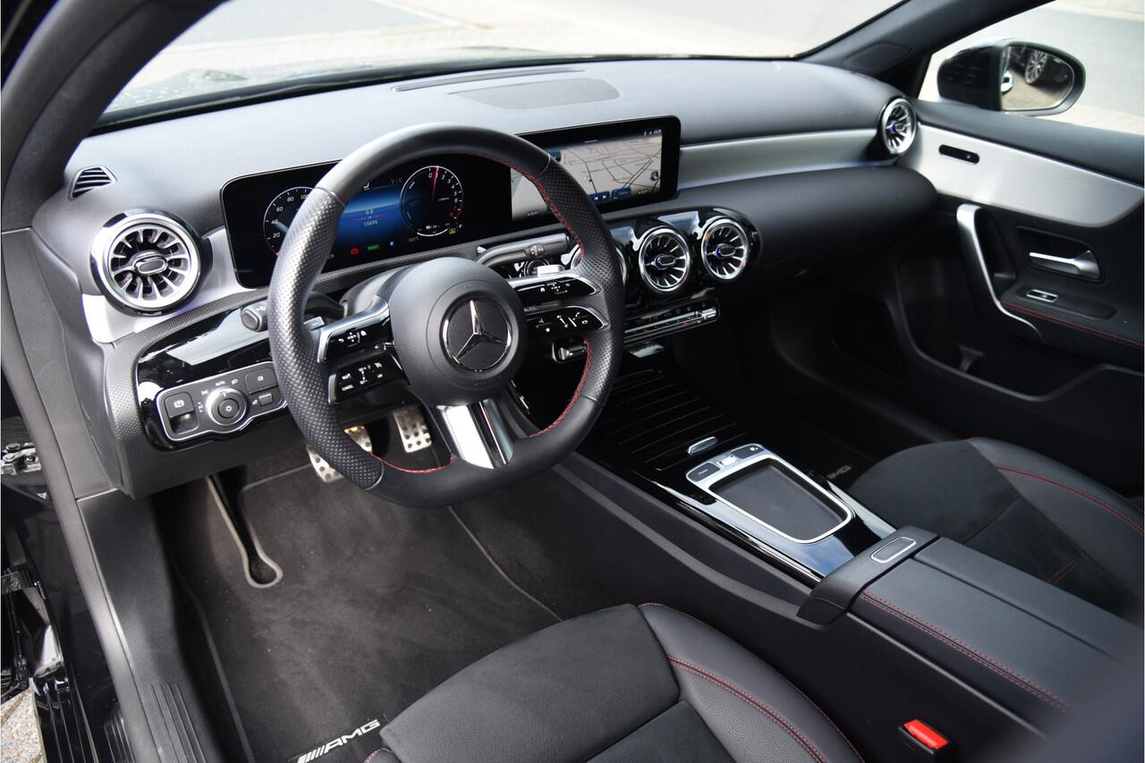 Mercedes-Benz A-KLASSE 250 e AMG Line