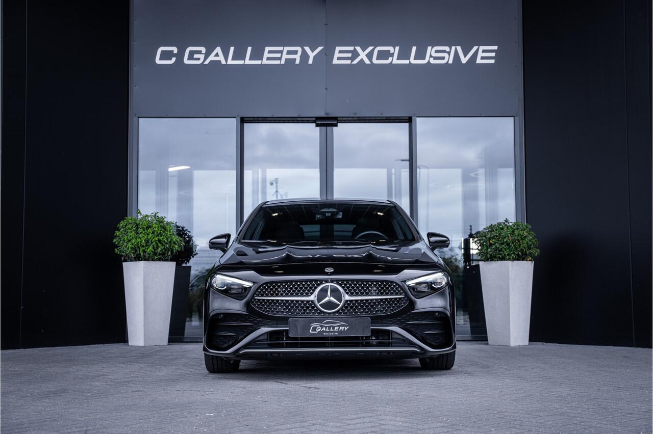 Mercedes-Benz A-KLASSE A180 AMG Line - Panorama | Memory | Burmester | 360 Camera | Elek. Trekhaak