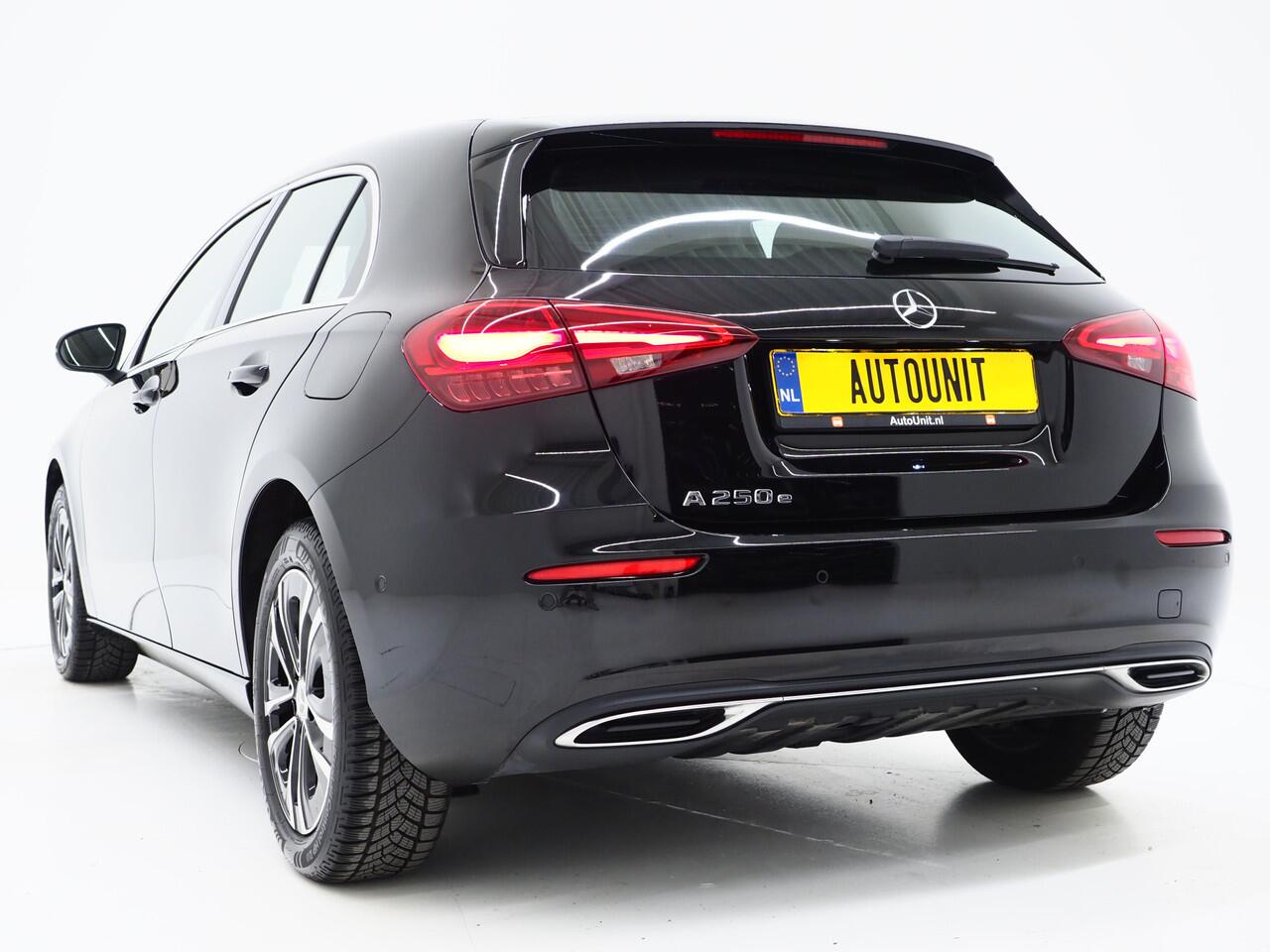 Mercedes-Benz A-KLASSE 250 e Panamericana | Nieuw Model | Widescreen | Carbon | Camera | Cruise | Carplay