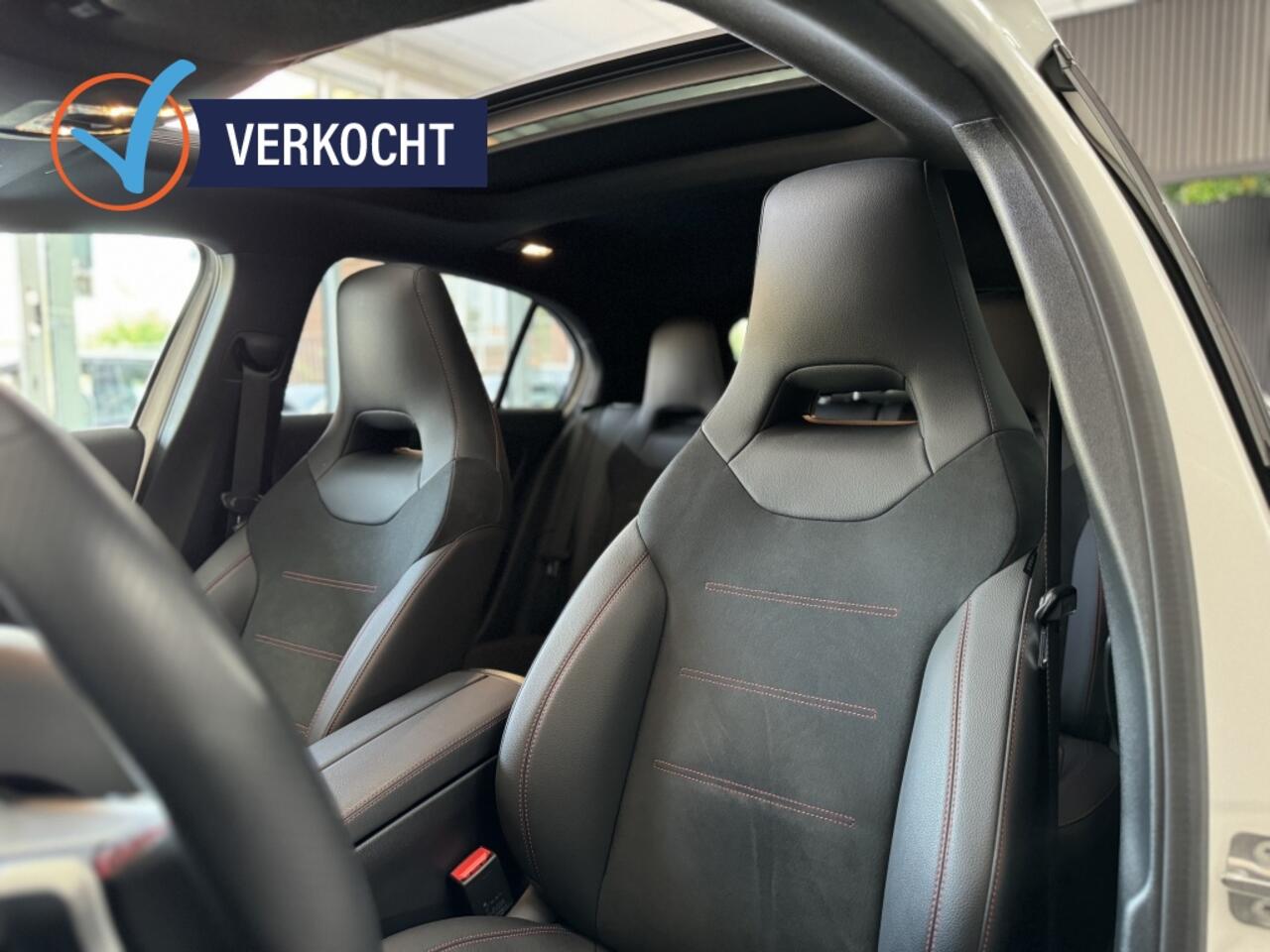 Mercedes-Benz A-KLASSE A 200 AMG Line Facelift 2023 PANO SFEER