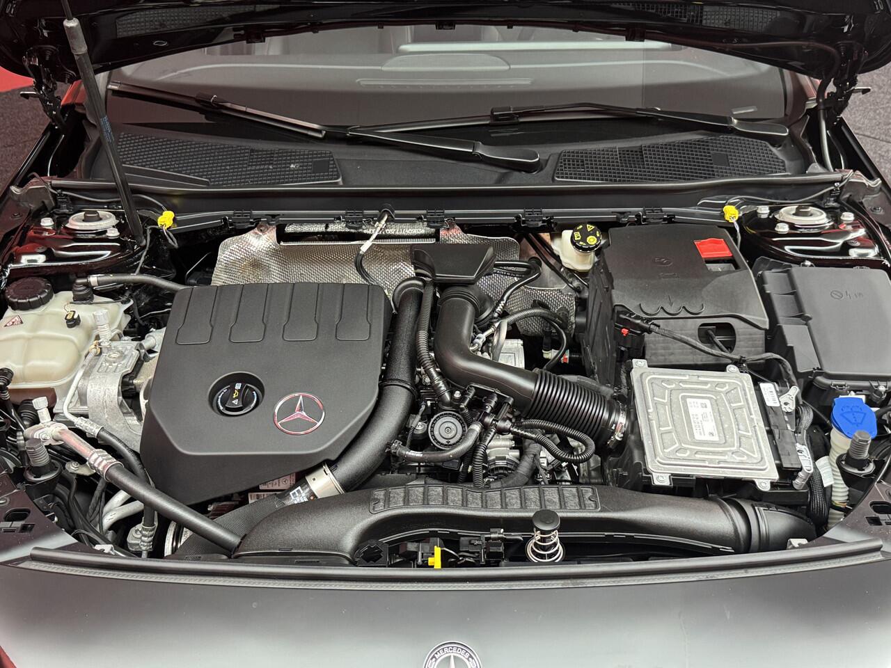 Mercedes-Benz A-KLASSE 200 | BTW Auto | Fender Audio | Widescreen | Sfeerverlichting |