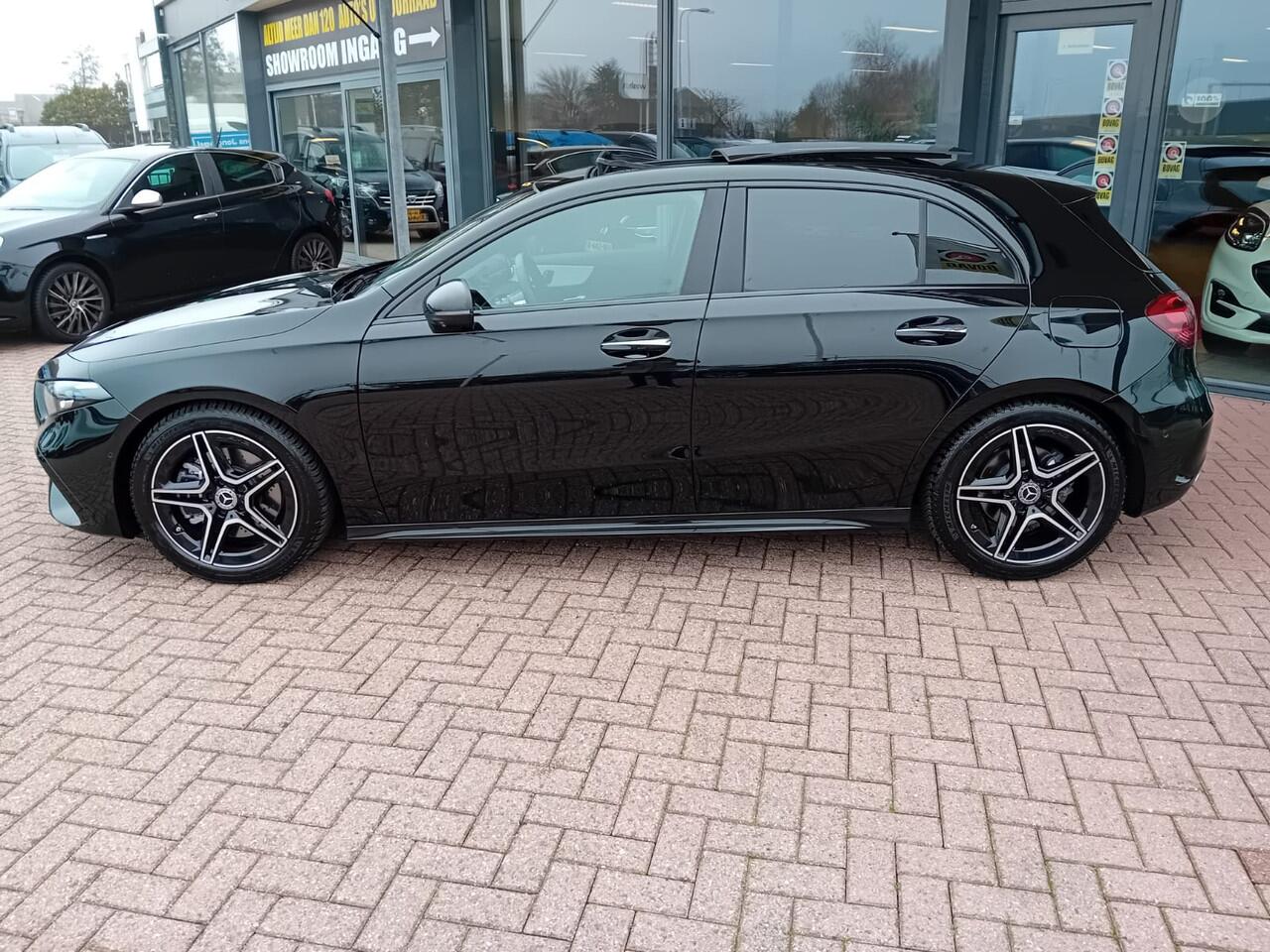 Mercedes-Benz A-KLASSE 220 4MATIC** AMG Line **Automaat*PANORAMA*Head-up display*Memory*LED*Stoel verwarming*191 PK*Vol Opties ** BOVAG GARANTIE