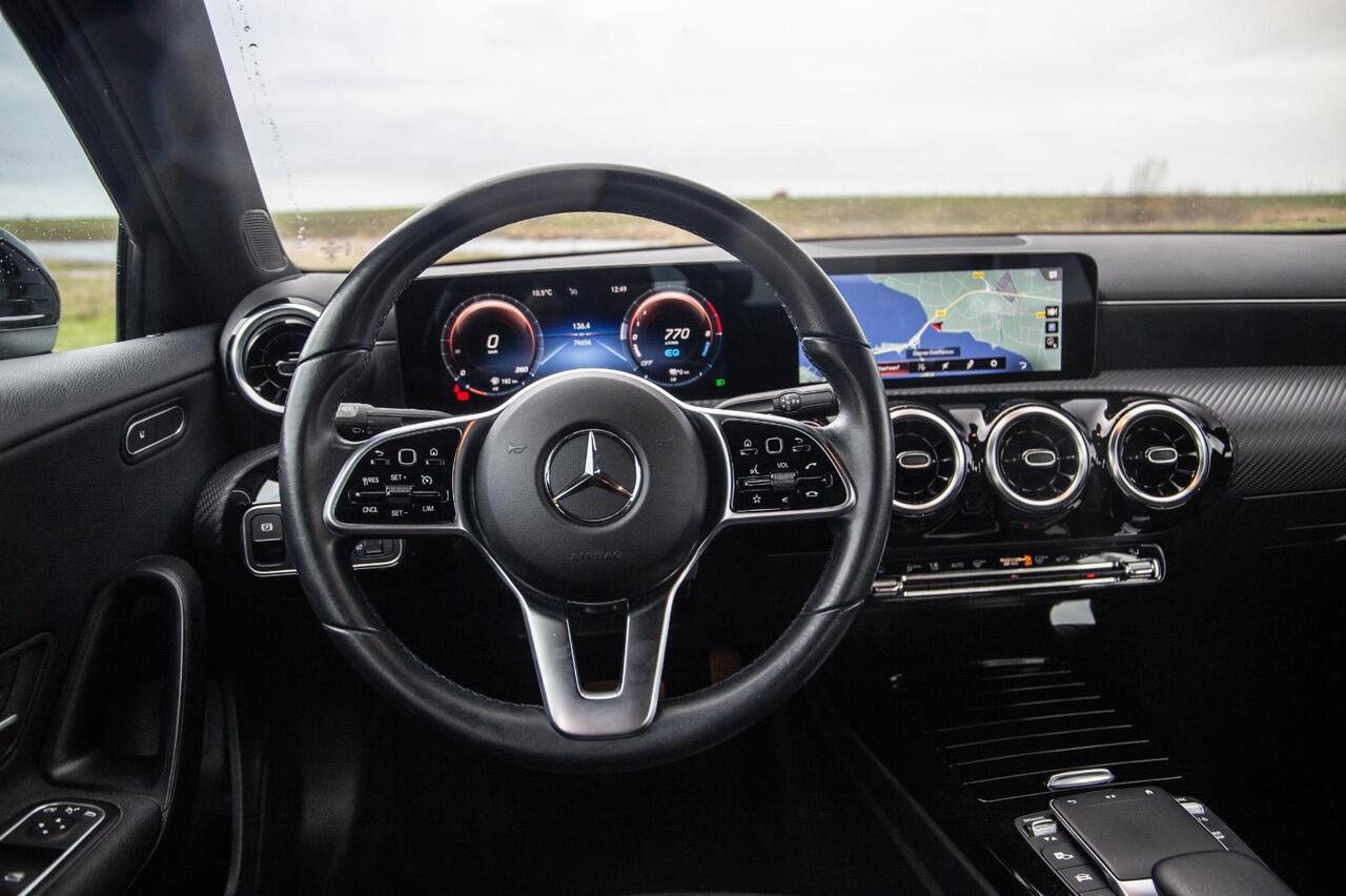 Mercedes-Benz A-KLASSE 250 e Business Solution Luxury Limited AUTOMAAT / LEDER / CRUISE CONTROLE / CAMERA / CARPLAY