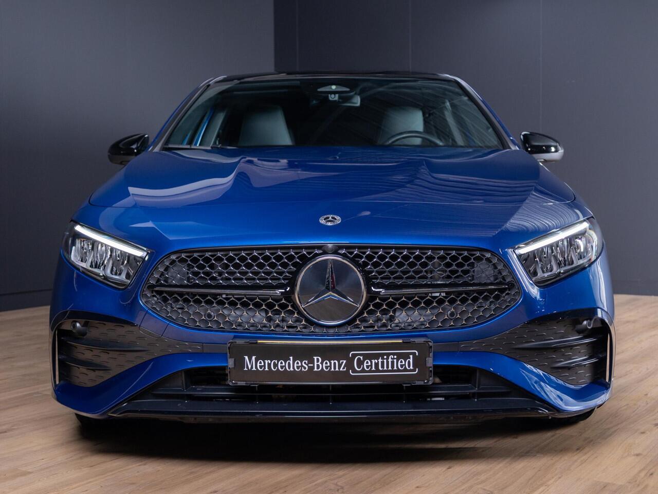 Mercedes-Benz A-KLASSE Hatchback 180 Star Edition AMG Line LIMITED Panorama dak