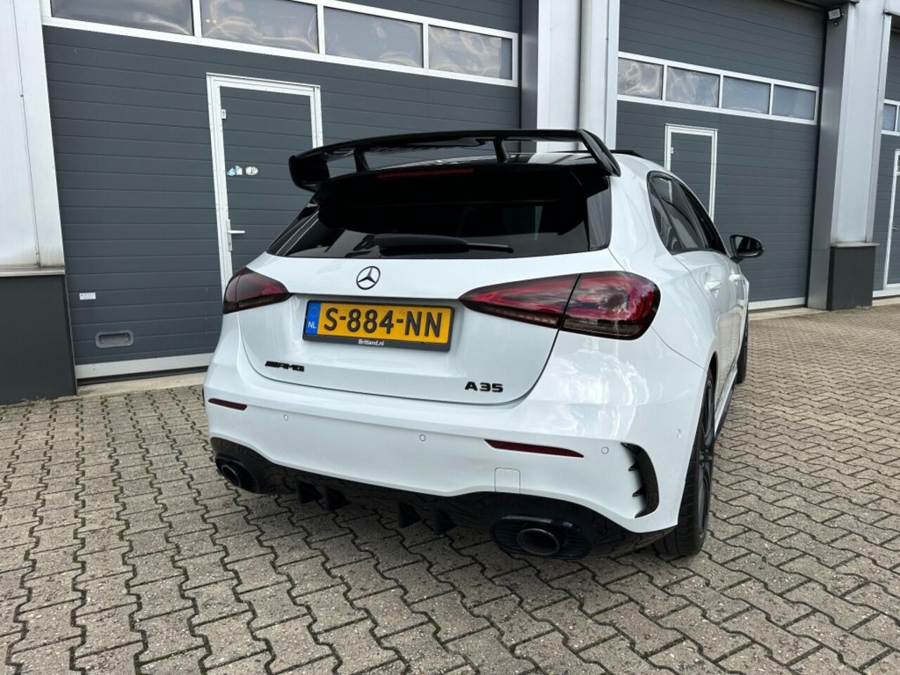 Mercedes-Benz A-KLASSE AMG 35 4matic 2021 *Pano *Adaptive *Areo Pack *19 inch