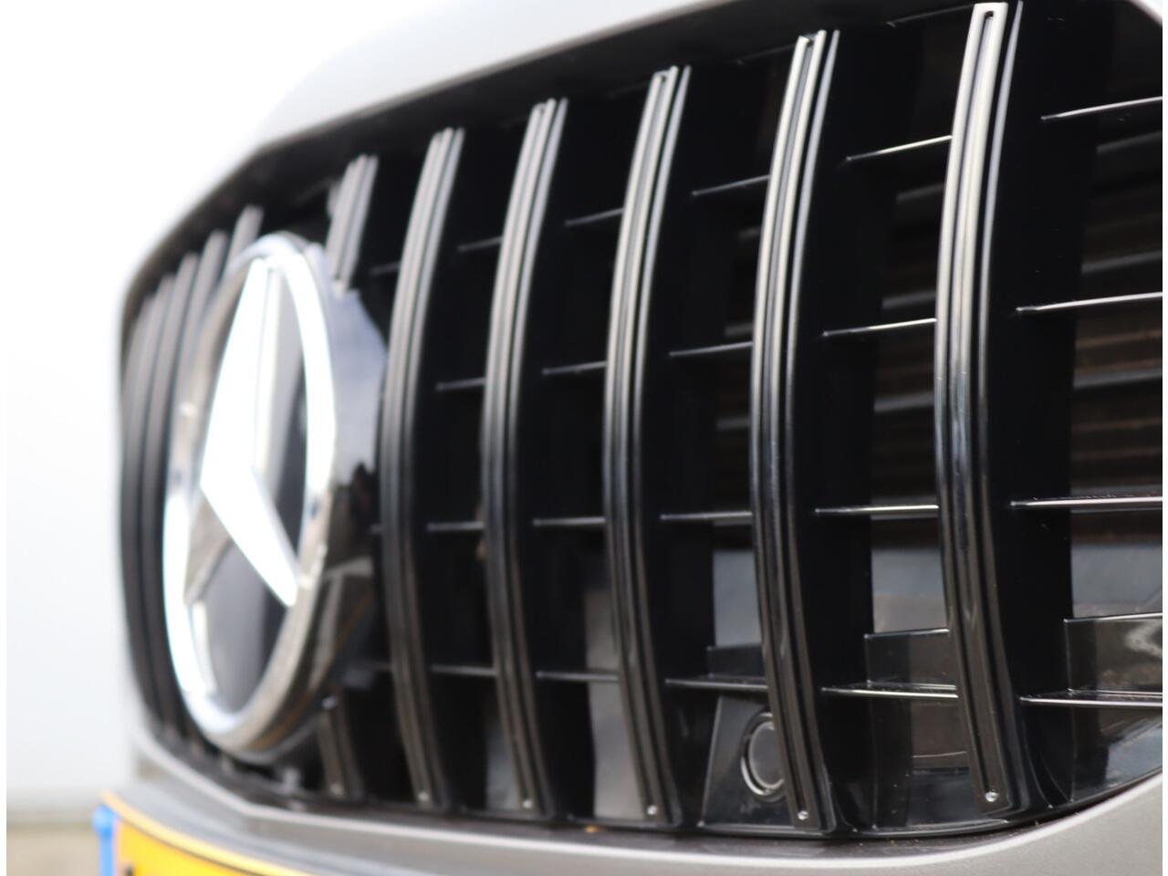 Mercedes-Benz A-KLASSE 180 AMG-line | Sfeerverlichting | Panoramadak | NAP