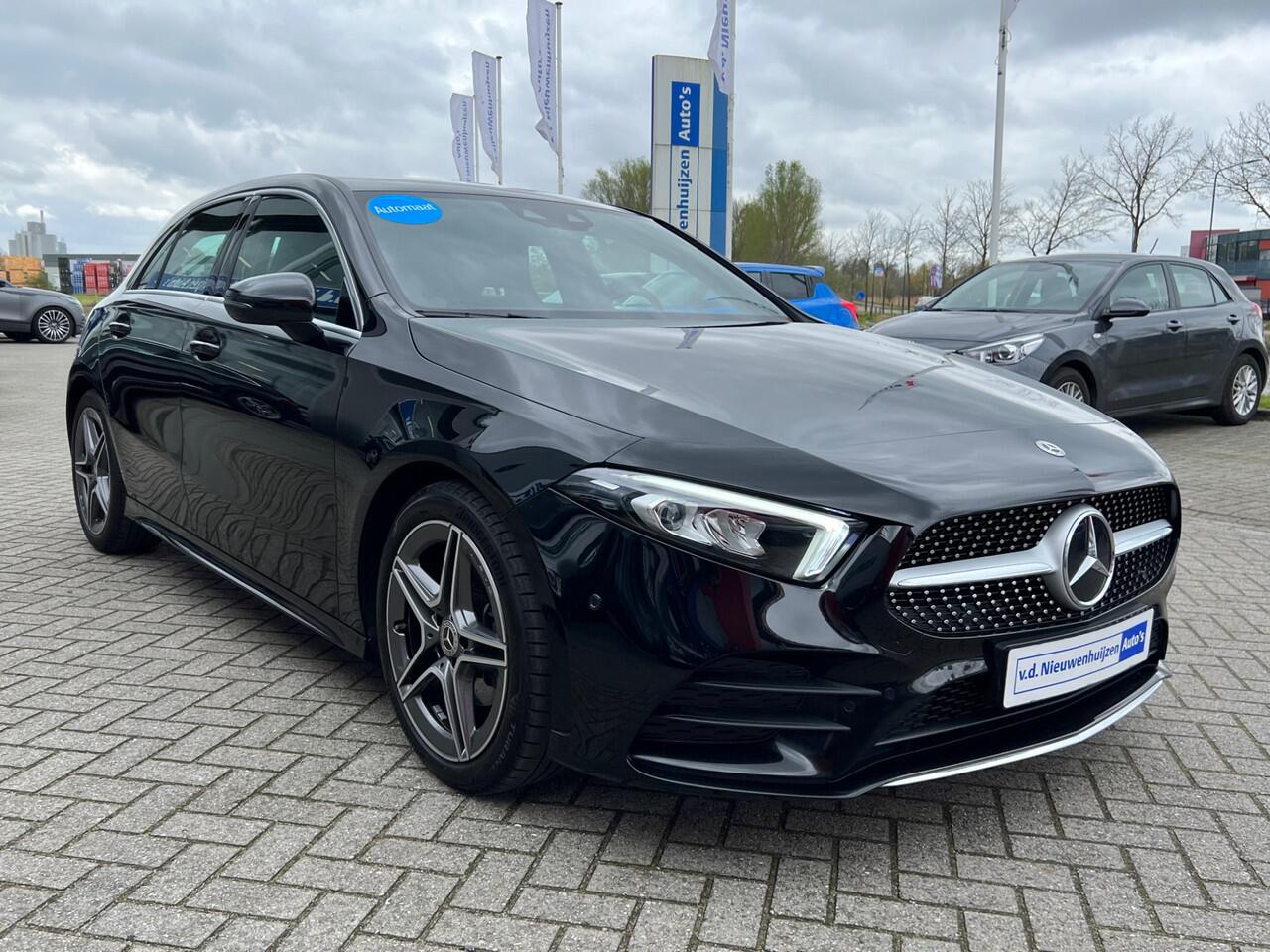 Mercedes-Benz A-KLASSE 200 AMG Line | MBUX | Cruise | Climate | Info Bas: 0492-588982 Info Bas: 0492-588982 Whatsapp: 0492588988