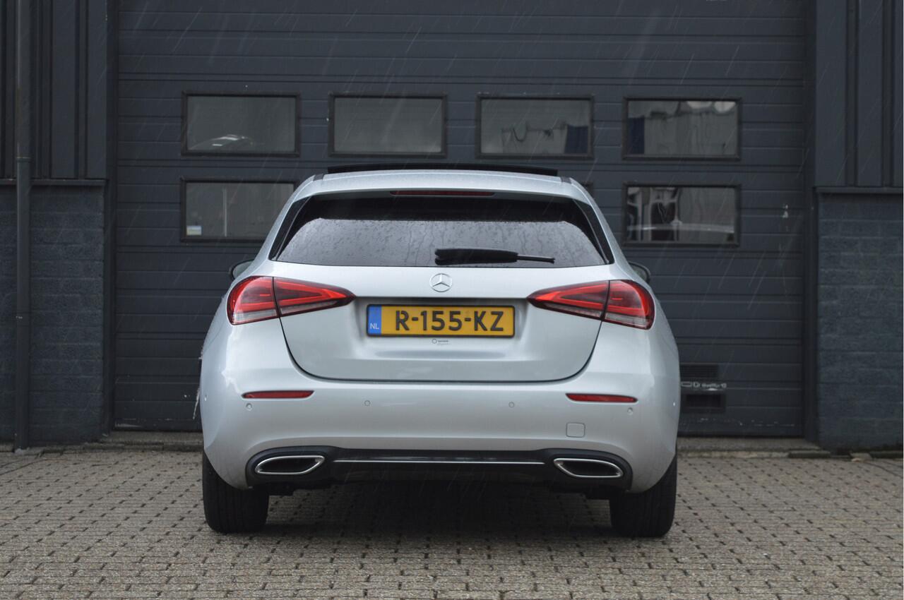 Mercedes-Benz A-KLASSE 180 Luxury Line | PANO | ACC | CAM | KEYLESS | SFEERVERLICHTING |