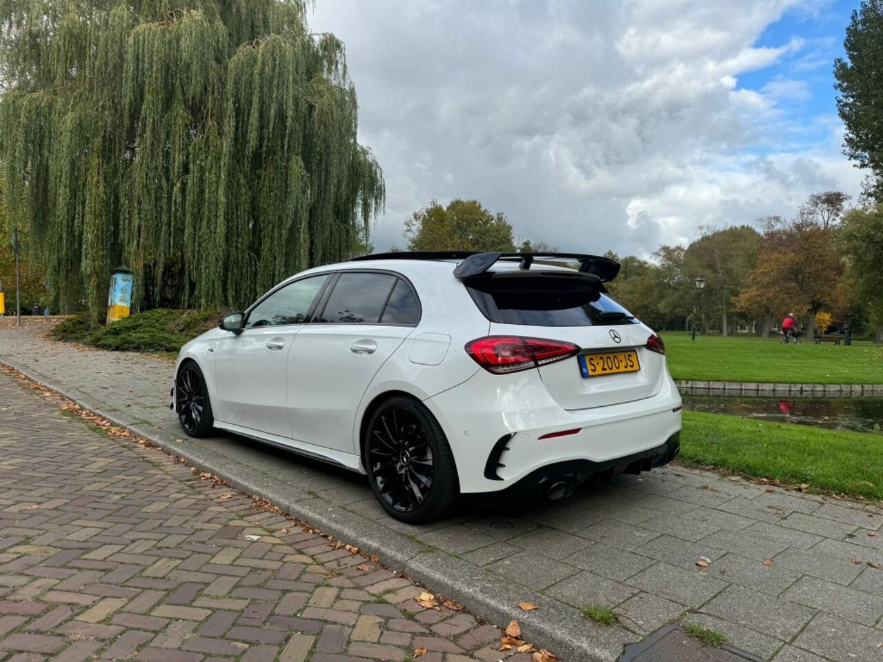 Mercedes-Benz A-KLASSE AMG 35 4M Ed. 1 PANO KEYLESS FULL OPTION